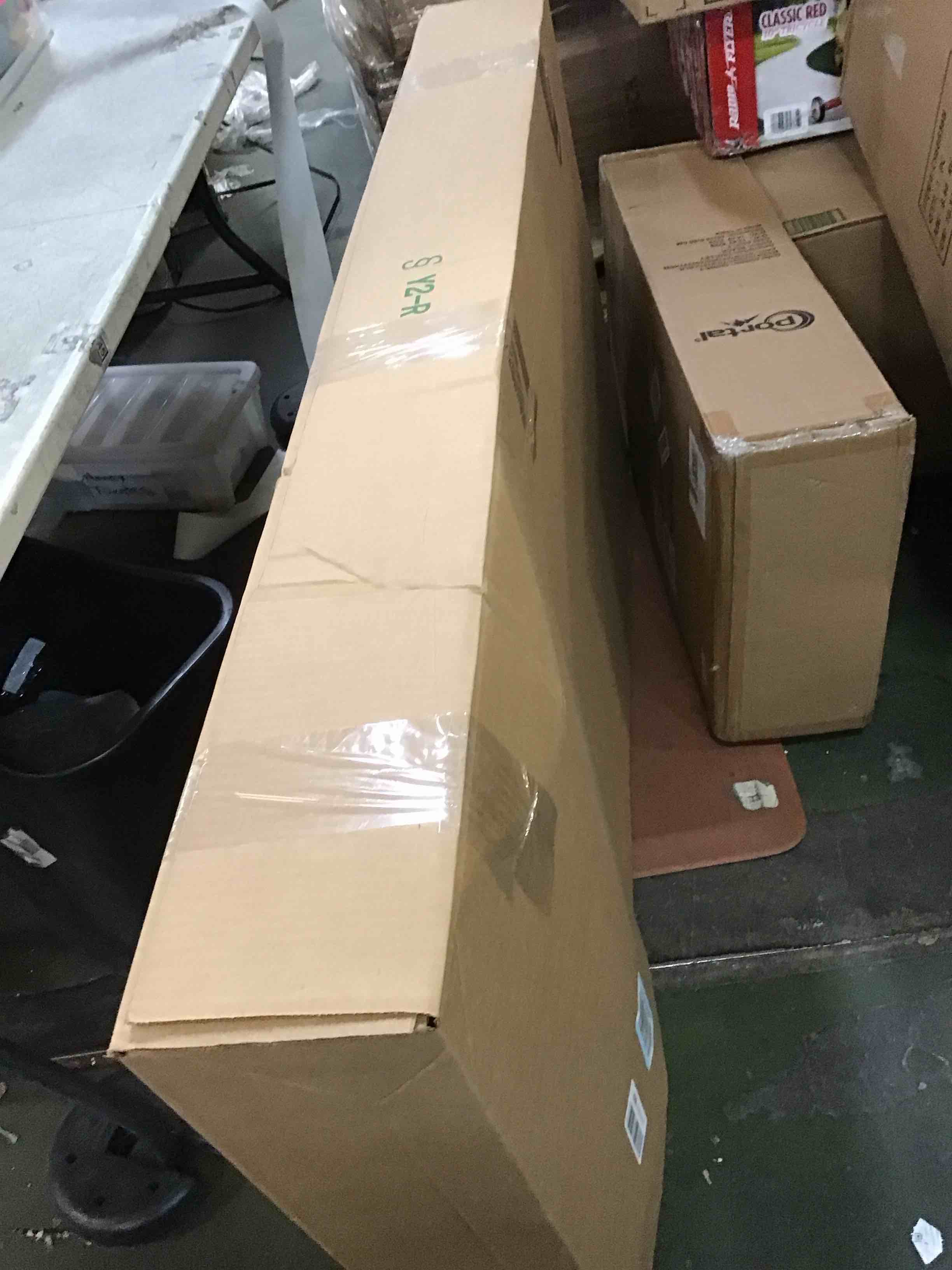 https://s3.amazonaws.com/lotting-images-prod/bidfta/GRA1465461_1732646895191.jpeg