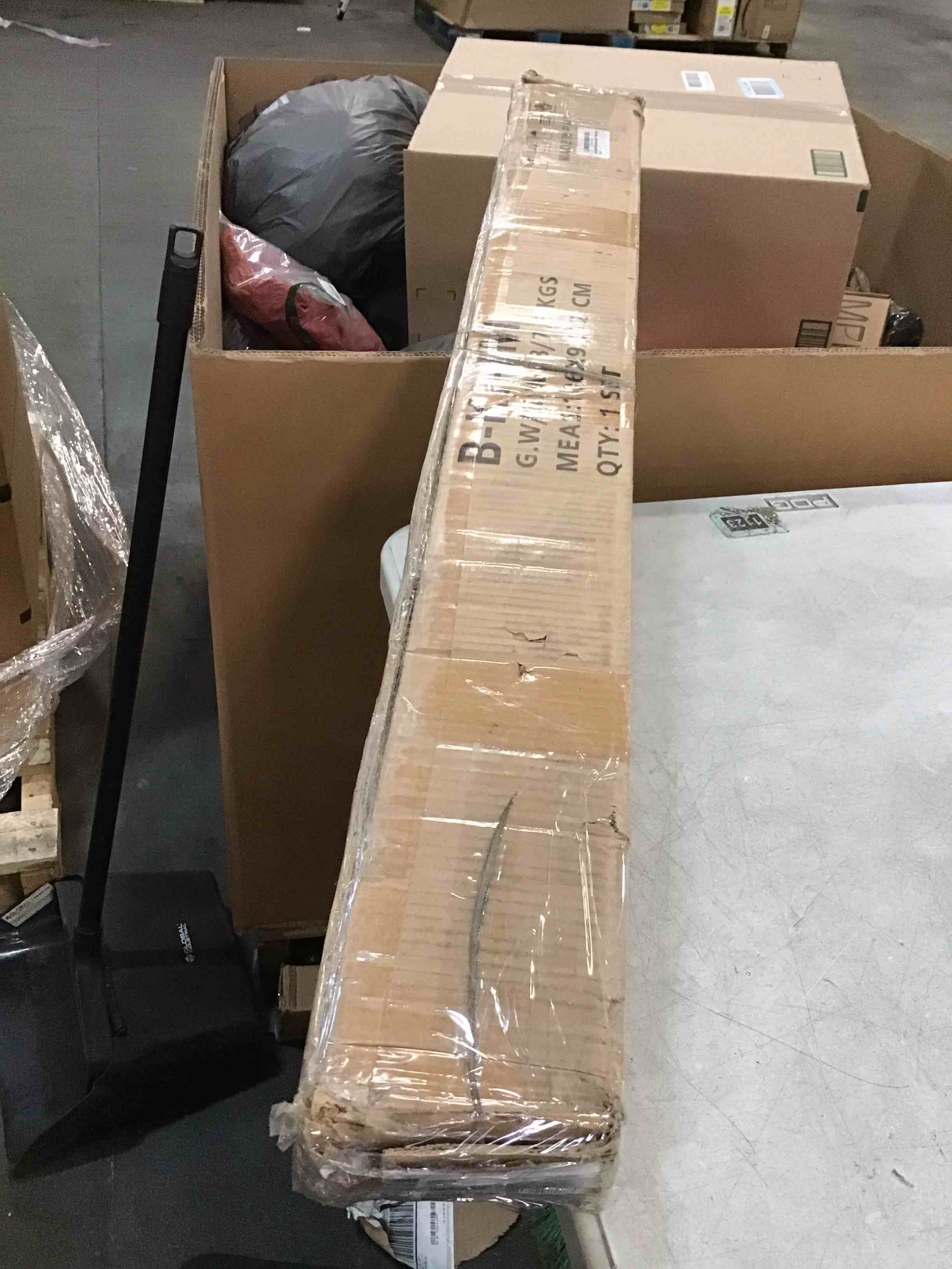 https://s3.amazonaws.com/lotting-images-prod/bidfta/GRA1465713_1732732995695.jpeg