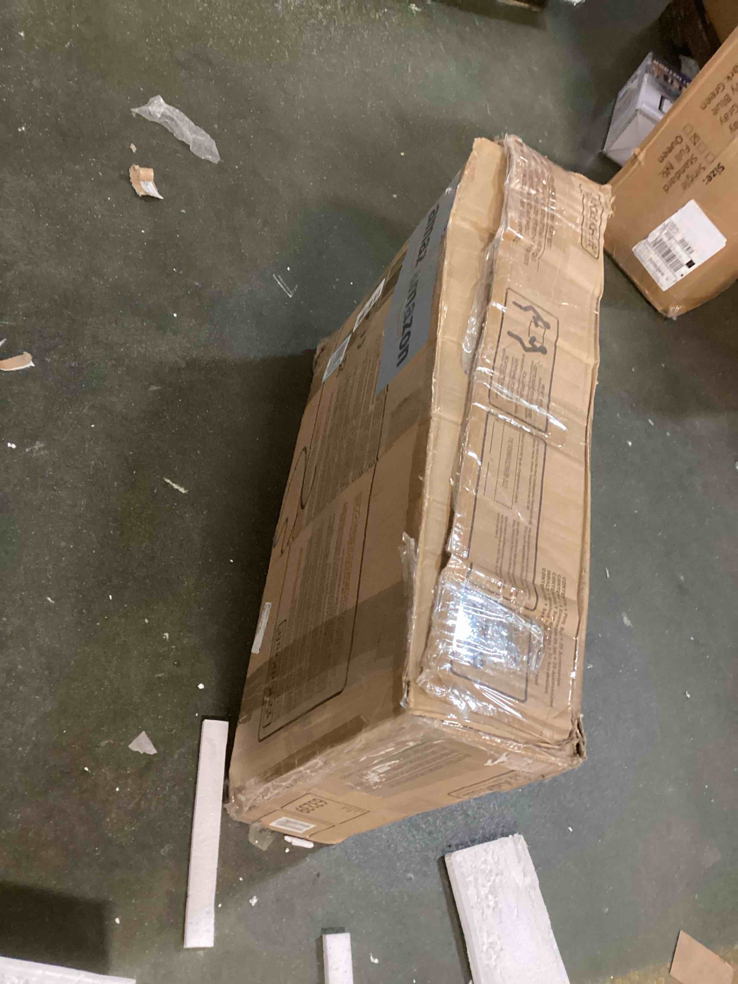 https://s3.amazonaws.com/lotting-images-prod/bidfta/GRA1466382_1733255451725.jpeg
