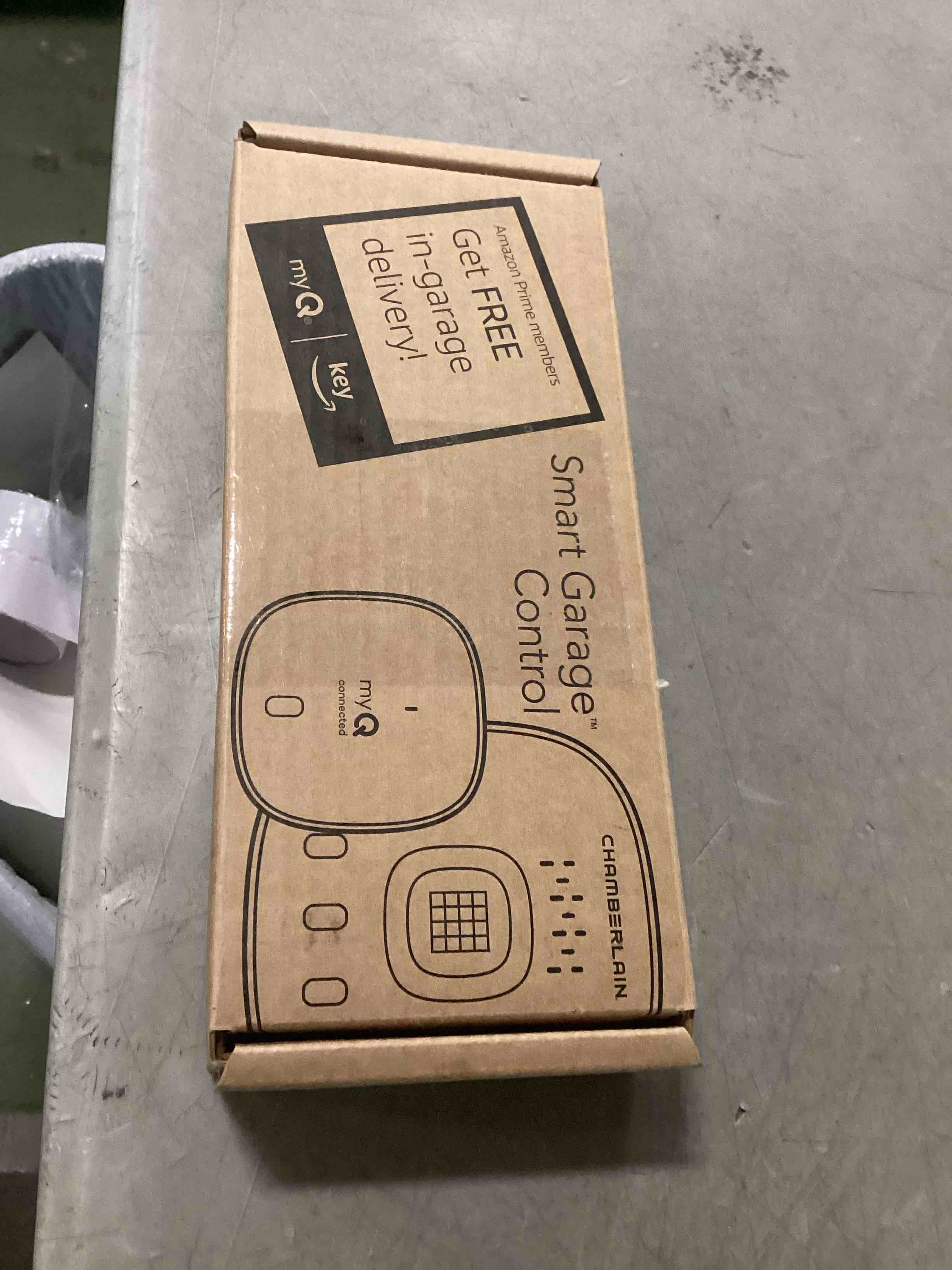 https://s3.amazonaws.com/lotting-images-prod/bidfta/GRA1466423_1733260440852.jpeg