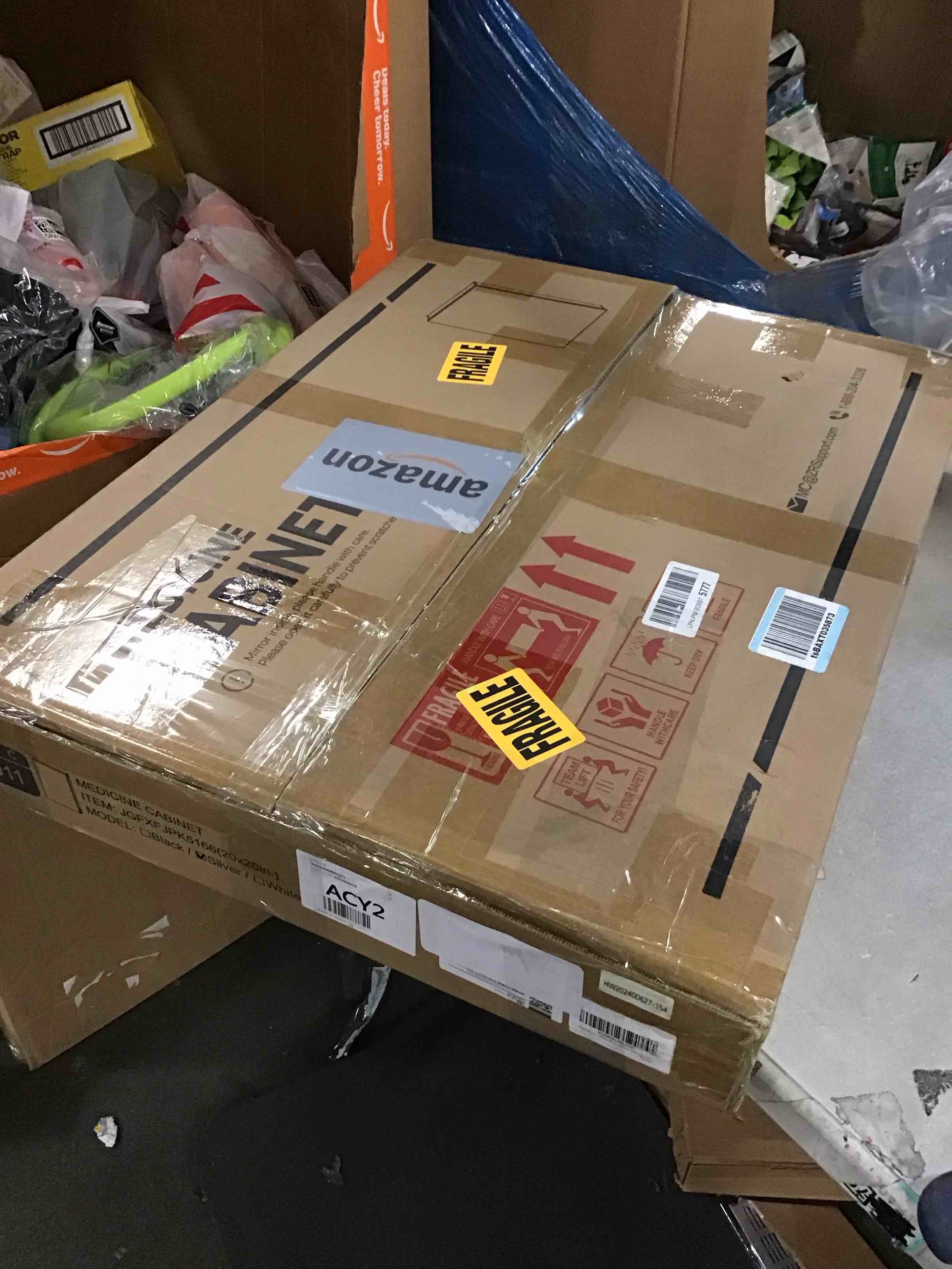 https://s3.amazonaws.com/lotting-images-prod/bidfta/GRA1466462_1733321082179.jpeg