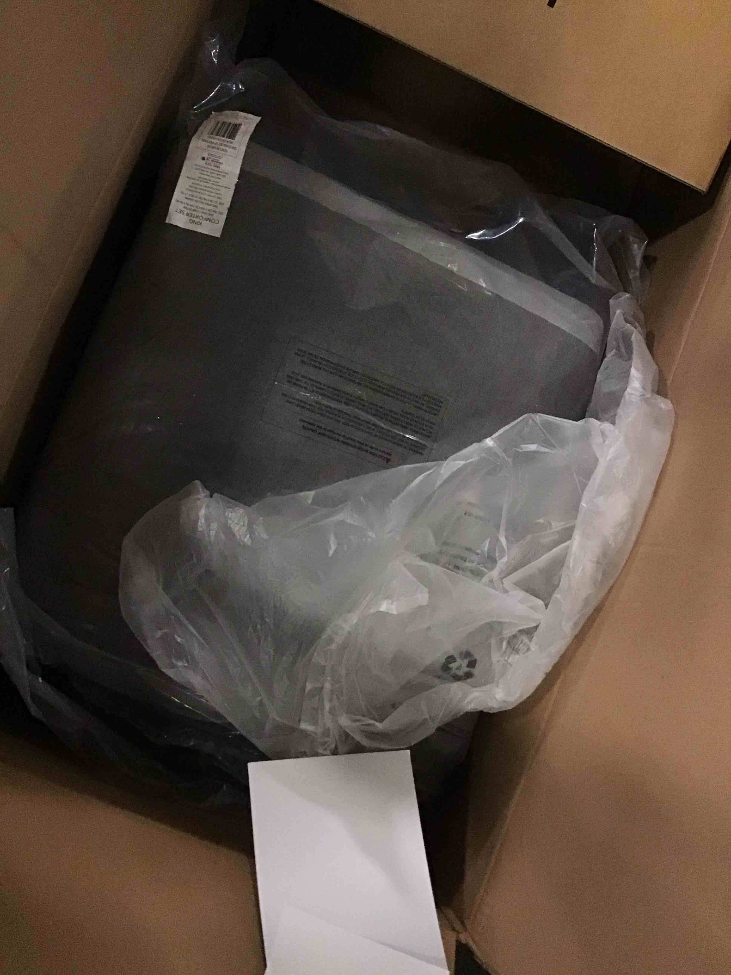 https://s3.amazonaws.com/lotting-images-prod/bidfta/GRA1466476_1733322939906.jpeg