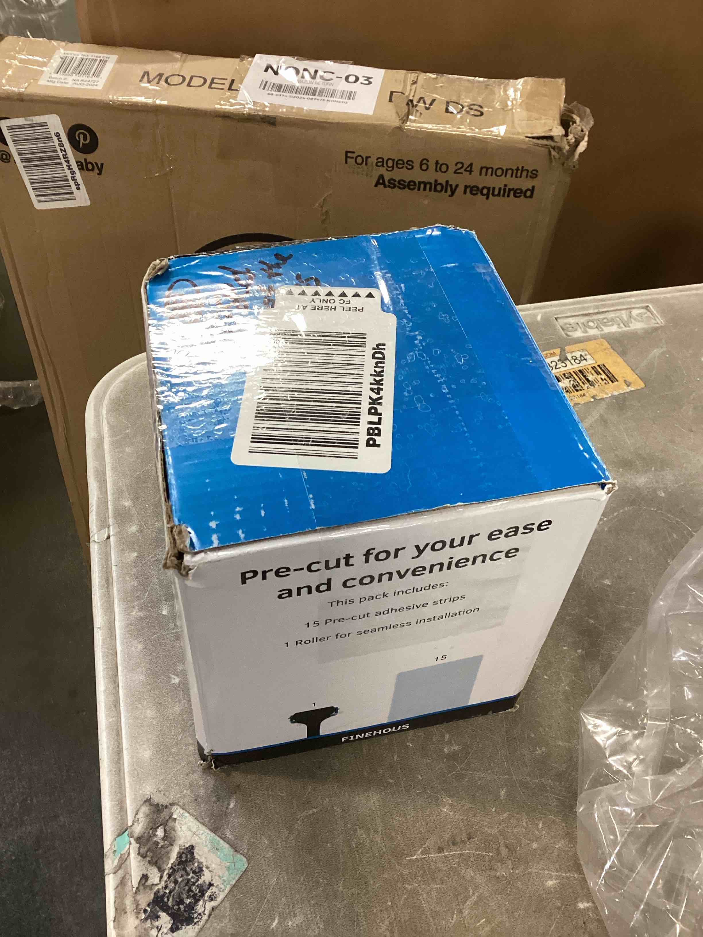 https://s3.amazonaws.com/lotting-images-prod/bidfta/GRA1466820_1733510939541.jpeg