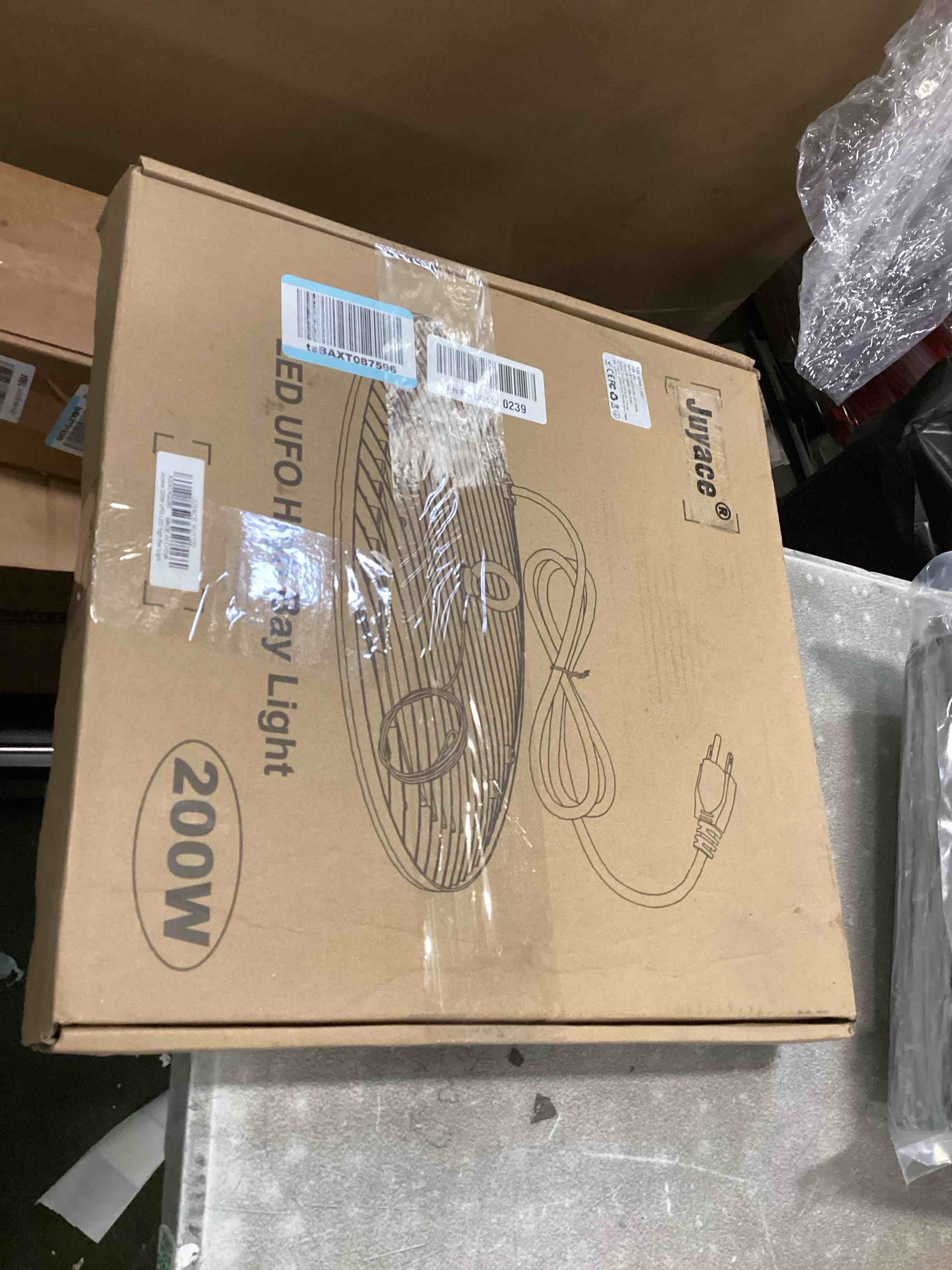 https://s3.amazonaws.com/lotting-images-prod/bidfta/GRA1467311_1733859070064.jpeg