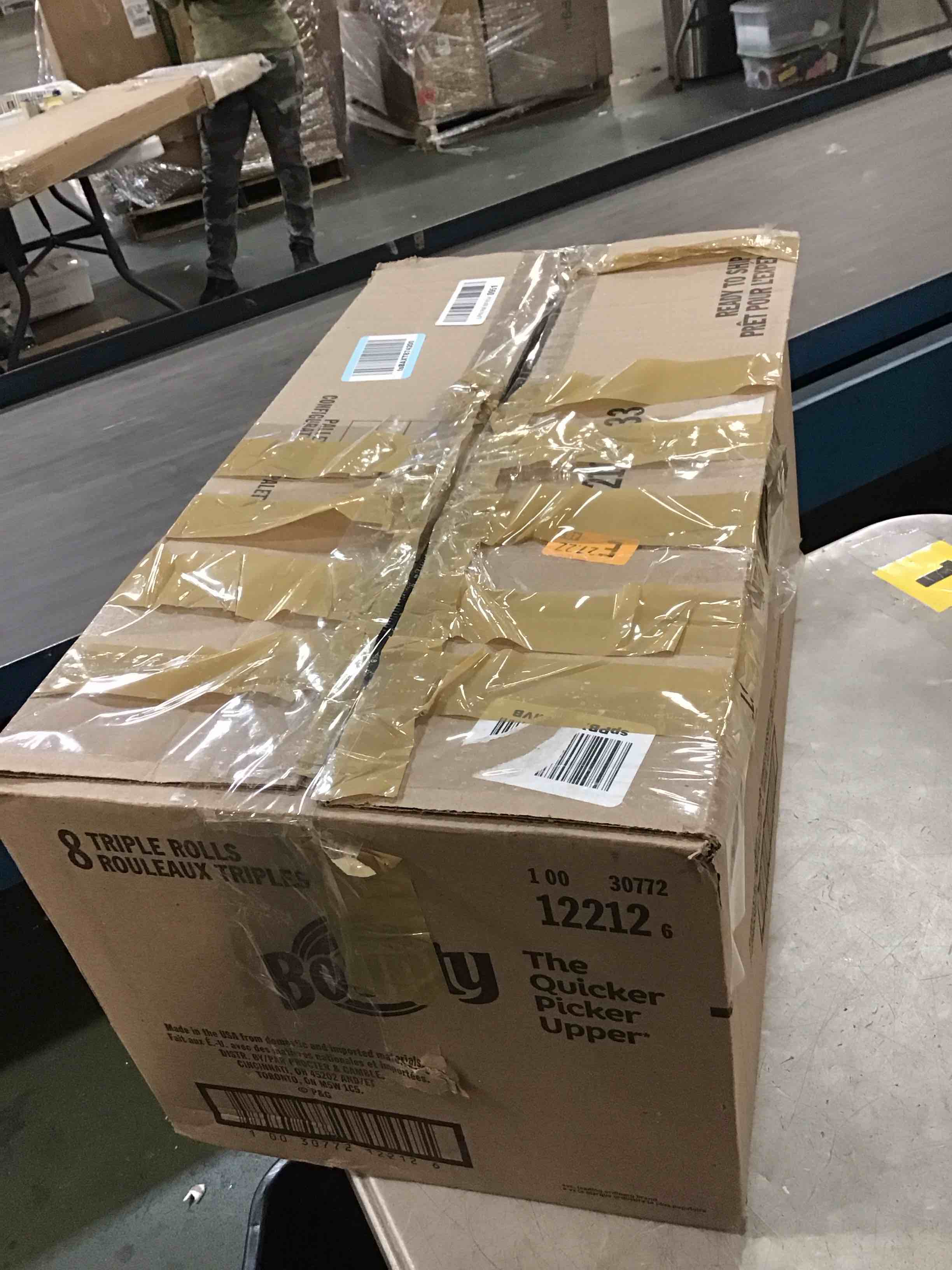 https://s3.amazonaws.com/lotting-images-prod/bidfta/GRA1467400_1733922492487.jpeg