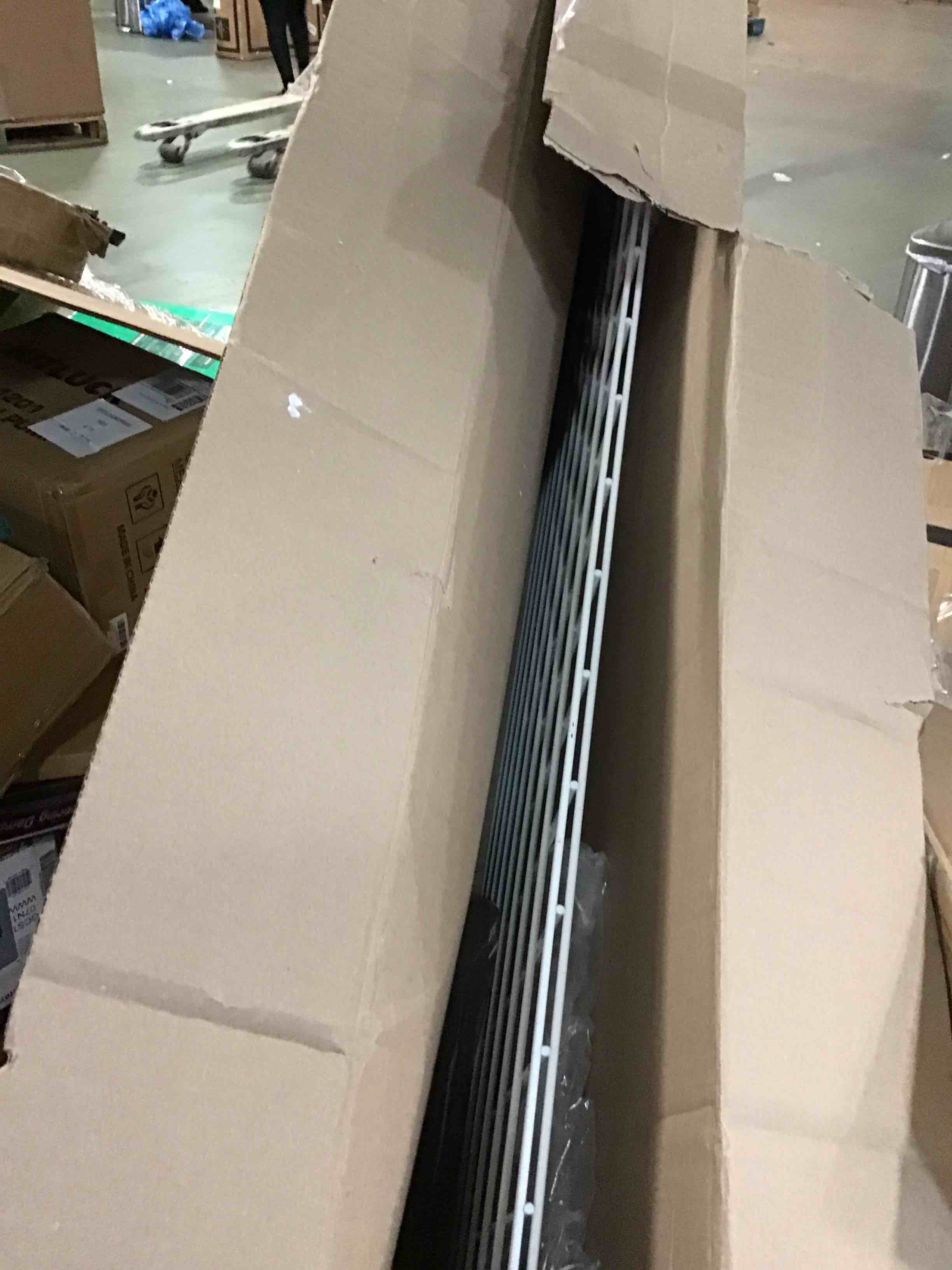 https://s3.amazonaws.com/lotting-images-prod/bidfta/GRA1467428_1733924785135.jpeg