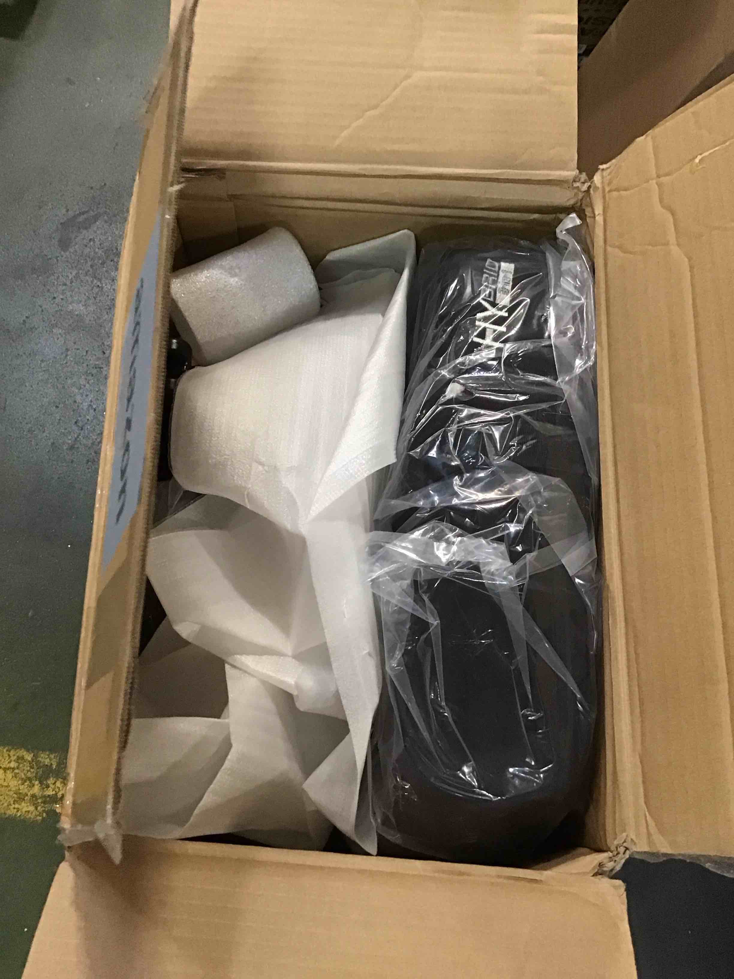 https://s3.amazonaws.com/lotting-images-prod/bidfta/GRA1467689_1734011823226.jpeg