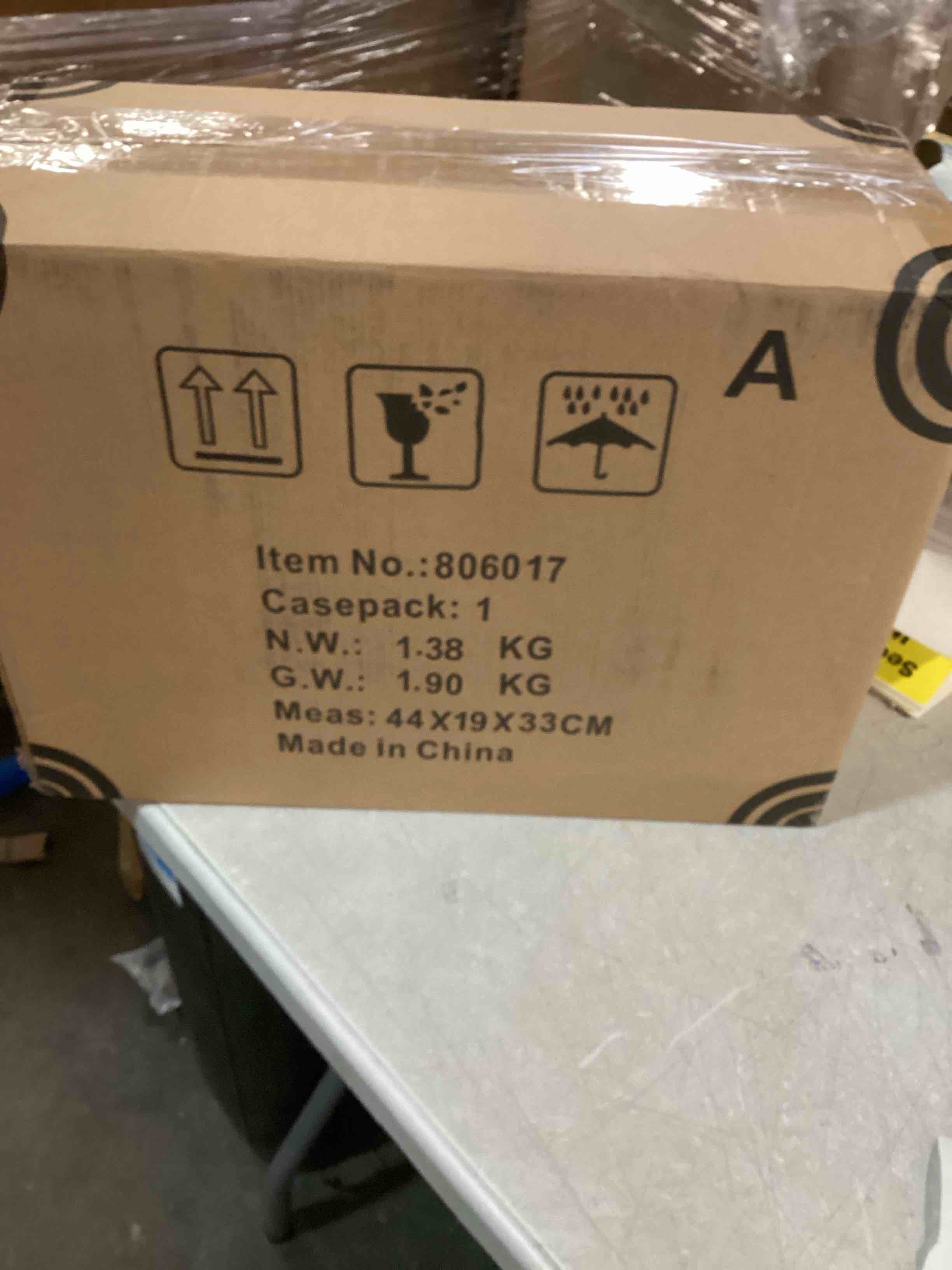 https://s3.amazonaws.com/lotting-images-prod/bidfta/GRA1468506_1732907776310.jpeg