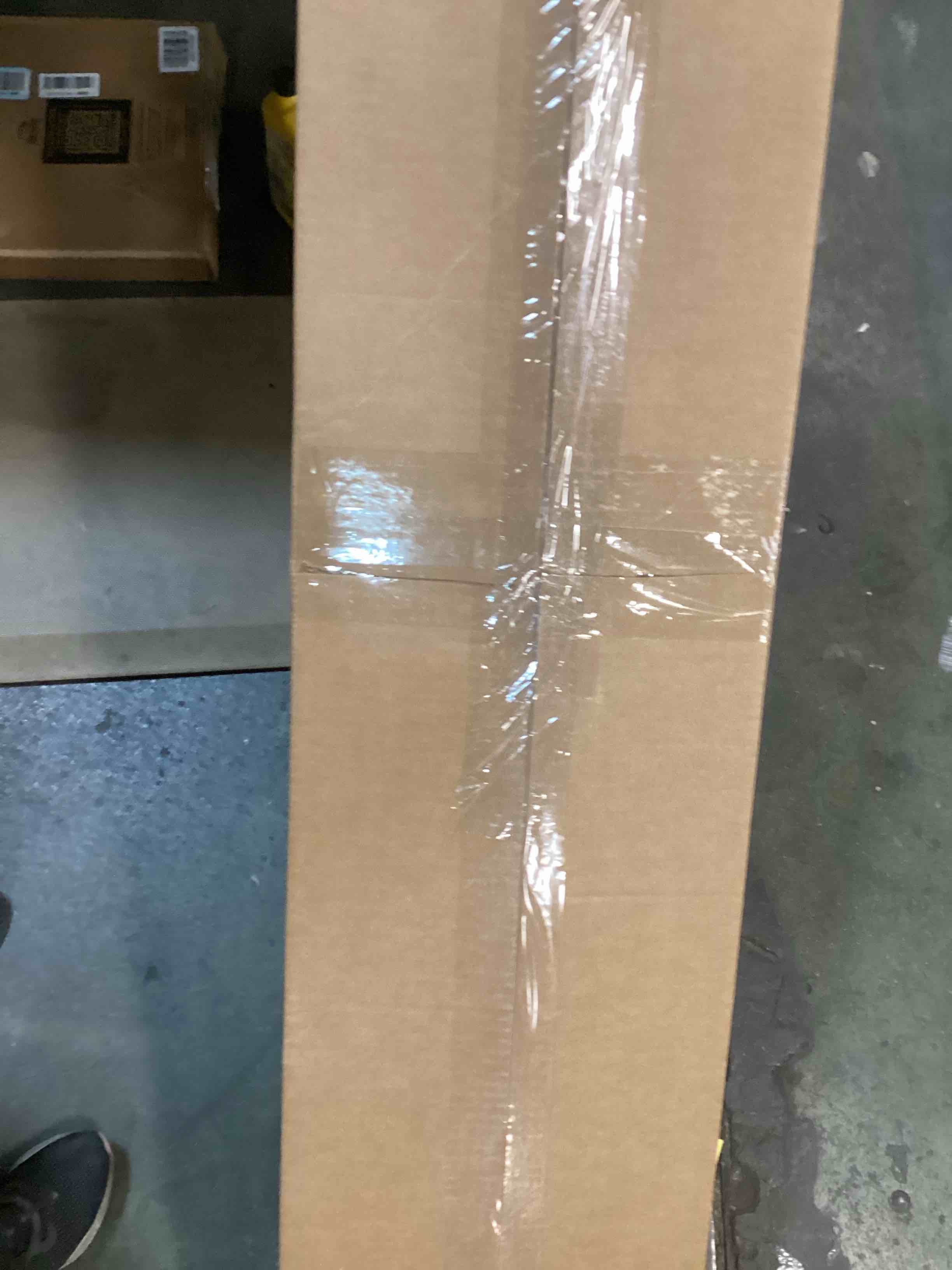 https://s3.amazonaws.com/lotting-images-prod/bidfta/GRA1469033_1733249831581.jpeg