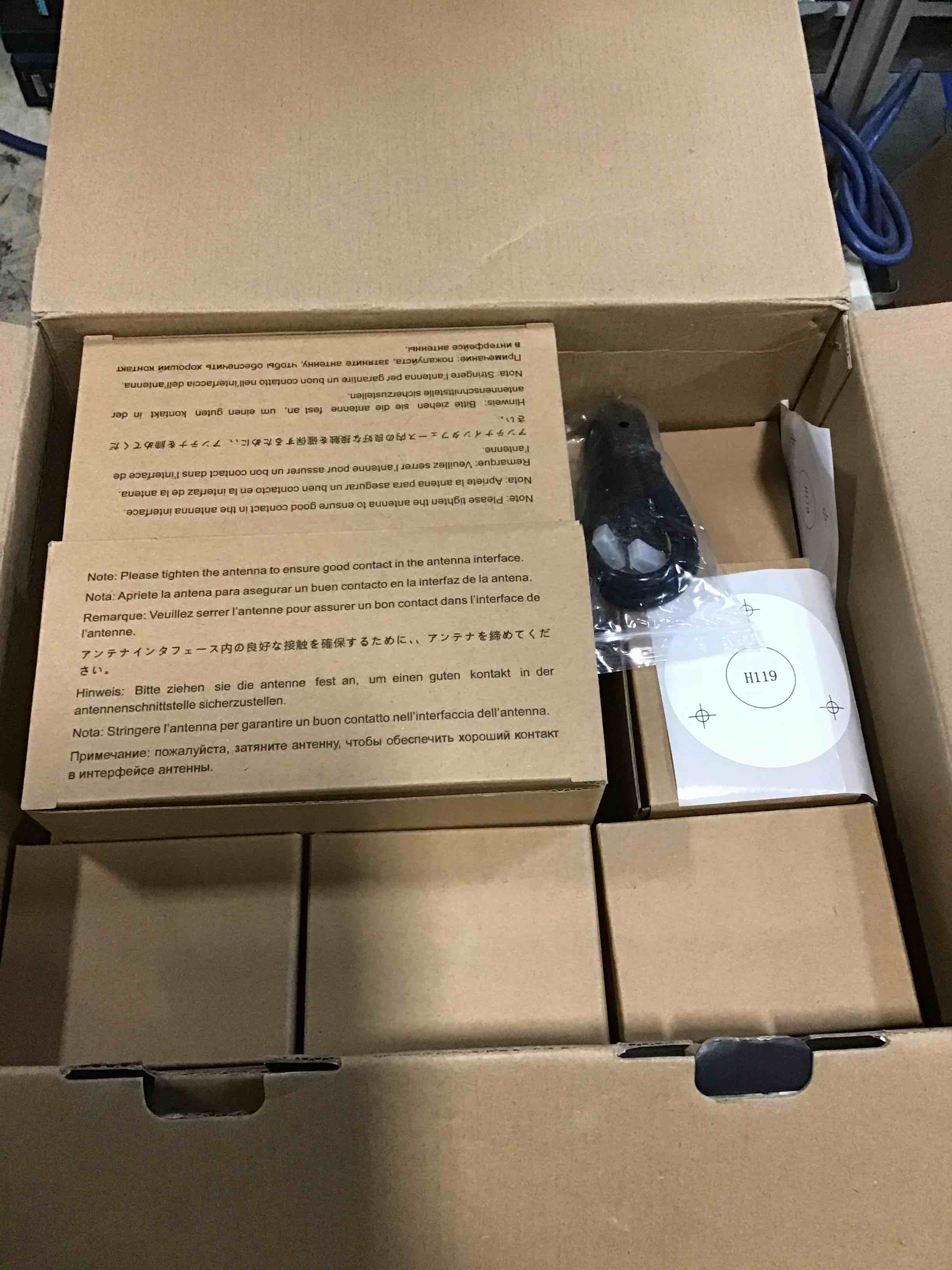 https://s3.amazonaws.com/lotting-images-prod/bidfta/GRA1469436_1733427180534.jpeg