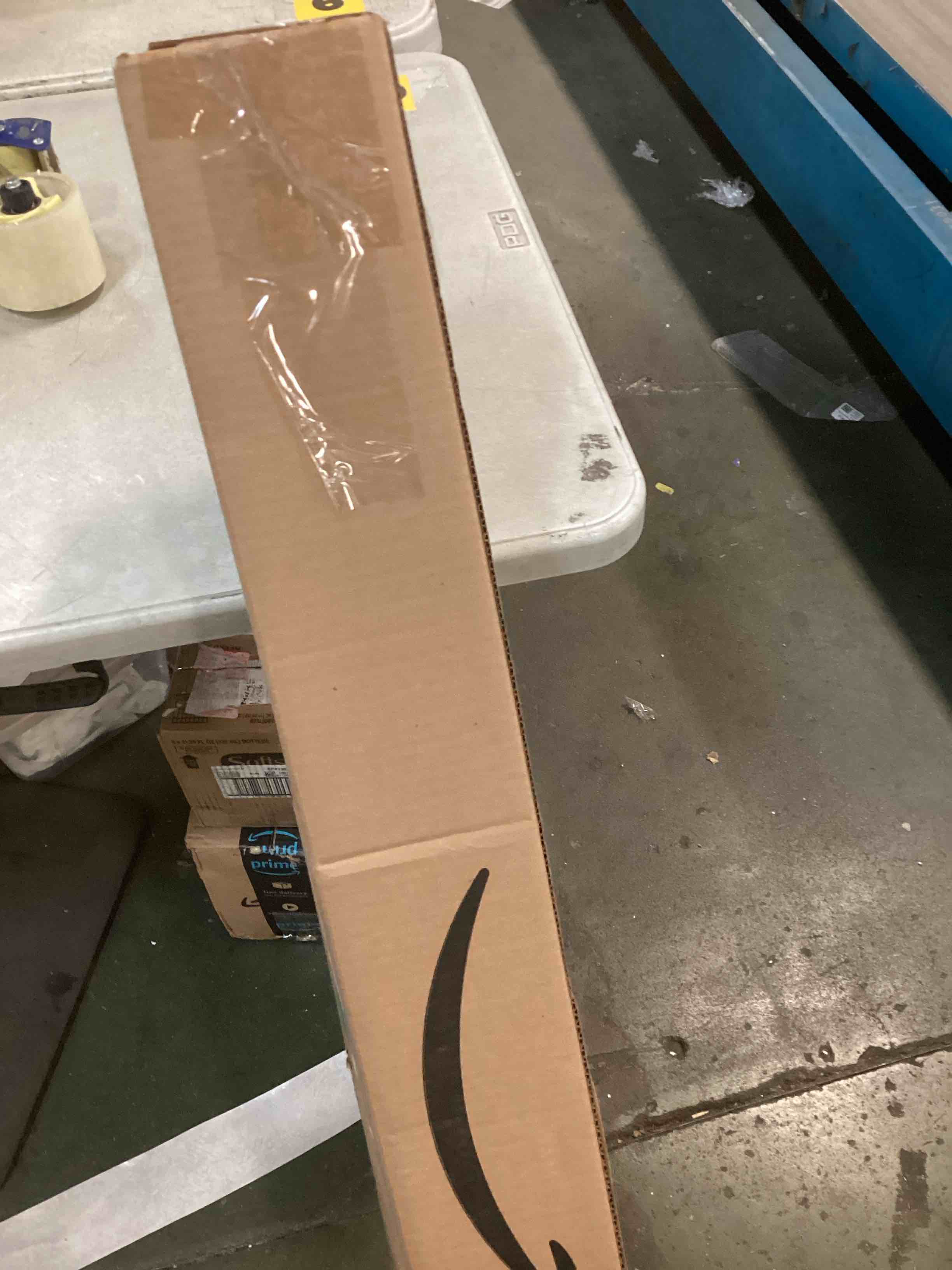 https://s3.amazonaws.com/lotting-images-prod/bidfta/GRA1469597_1733431849908.jpeg