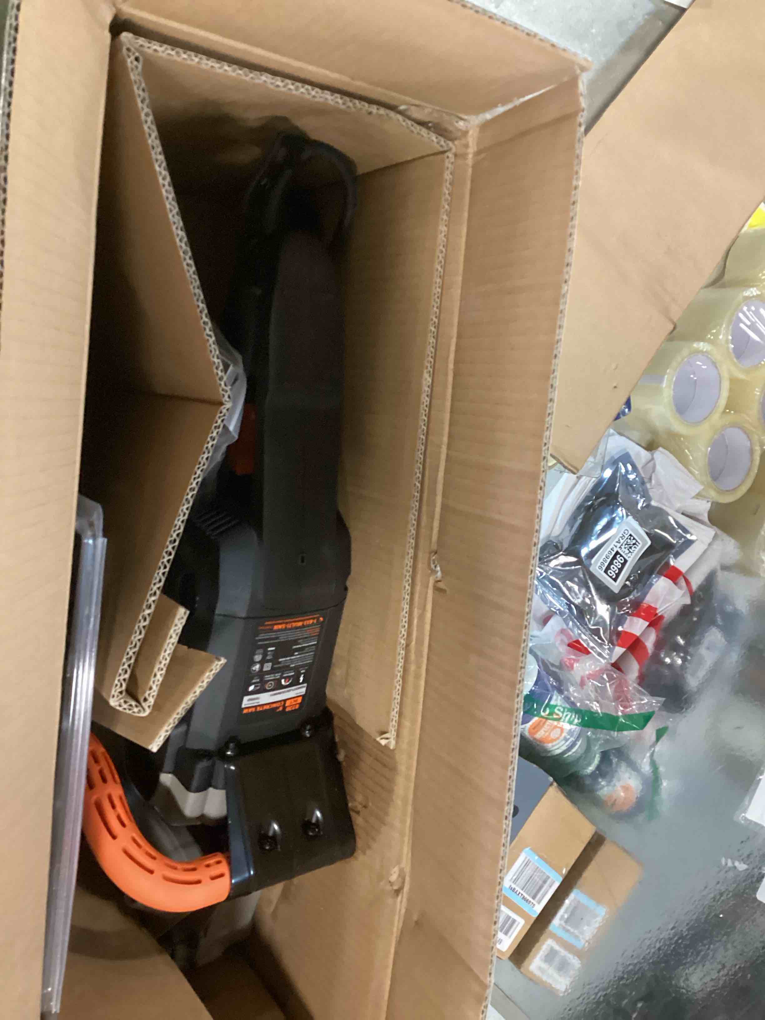 https://s3.amazonaws.com/lotting-images-prod/bidfta/GRA1469974_1733768224682.jpeg
