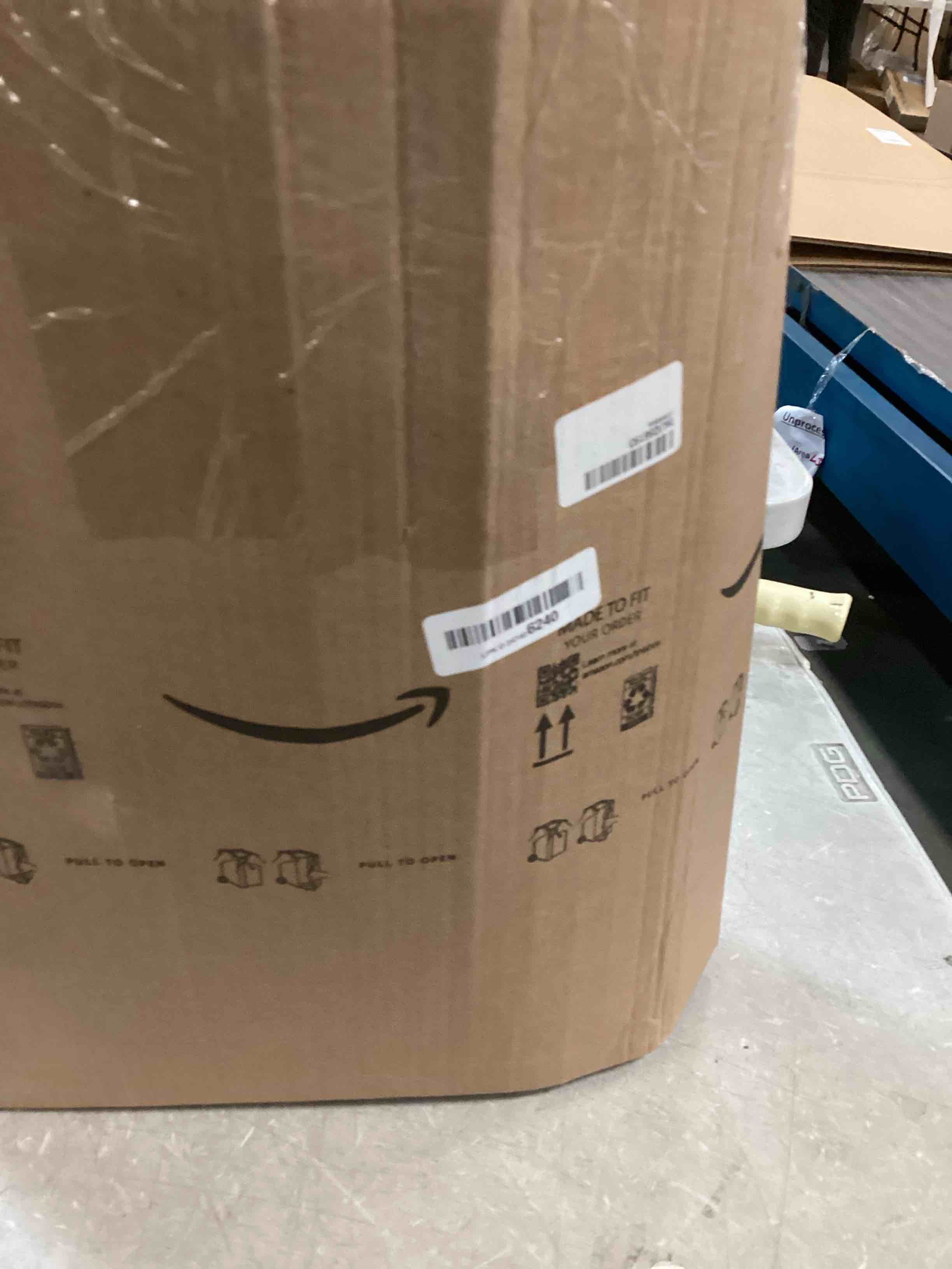 https://s3.amazonaws.com/lotting-images-prod/bidfta/GRA1470036_1733778196064.jpeg