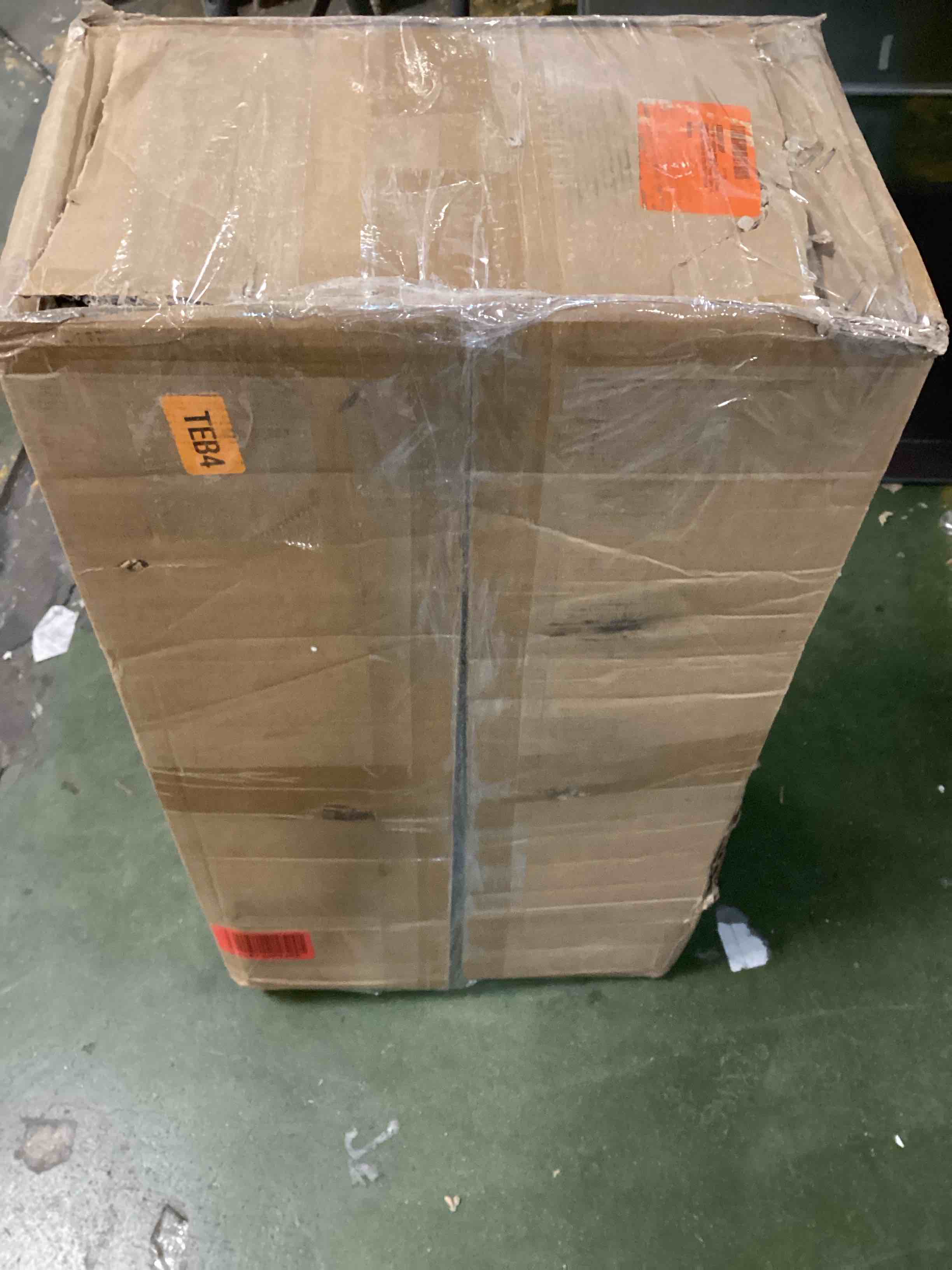 https://s3.amazonaws.com/lotting-images-prod/bidfta/GRA1470237_1733864278805.jpeg