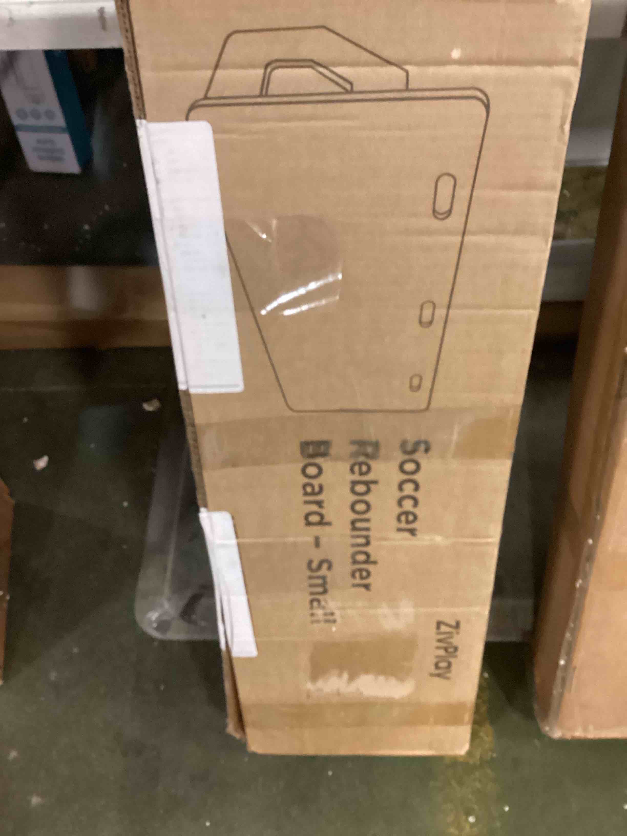 https://s3.amazonaws.com/lotting-images-prod/bidfta/GRA1470340_1733937727413.jpeg