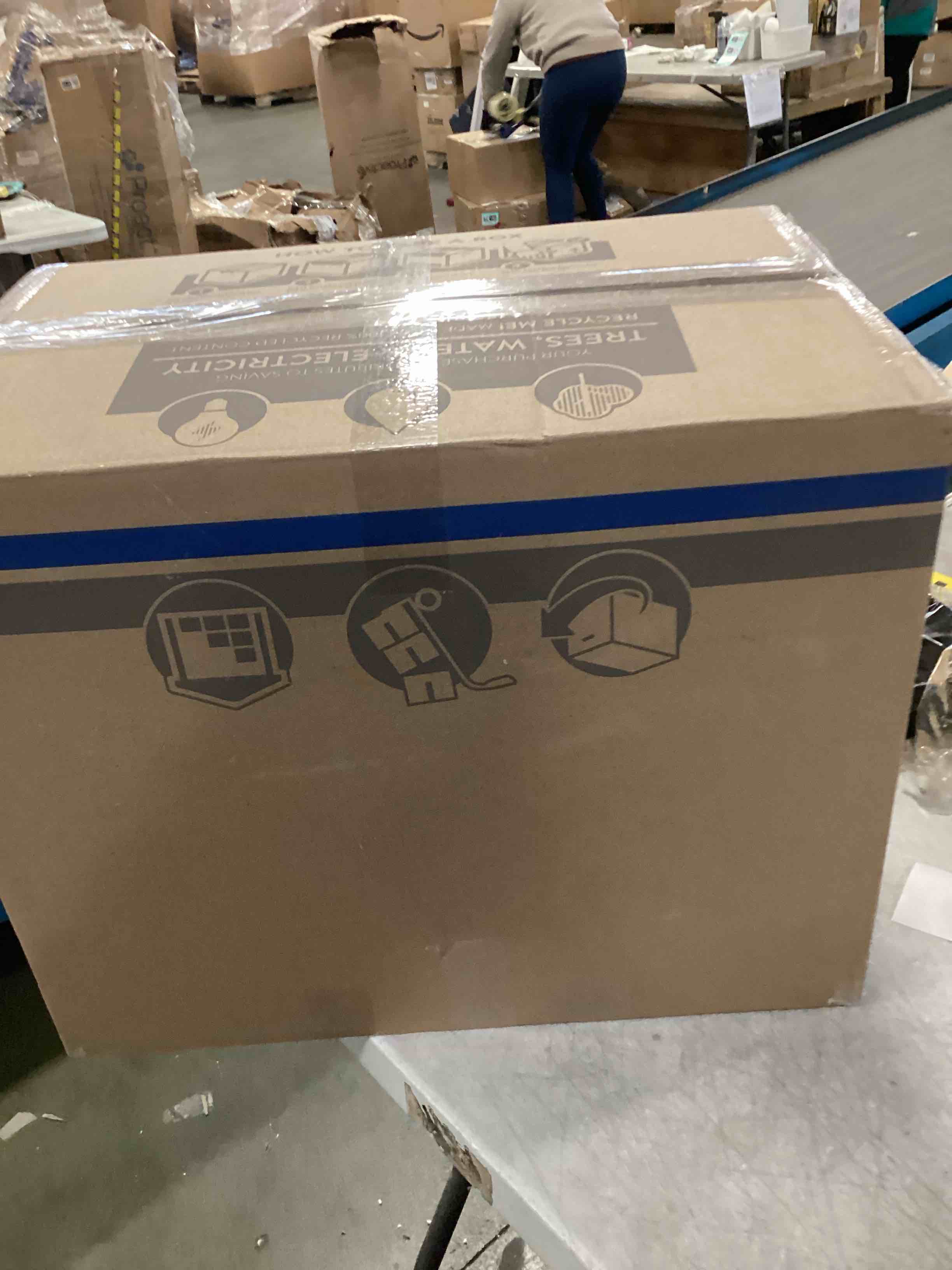 https://s3.amazonaws.com/lotting-images-prod/bidfta/GRA1470523_1734034901094.jpeg
