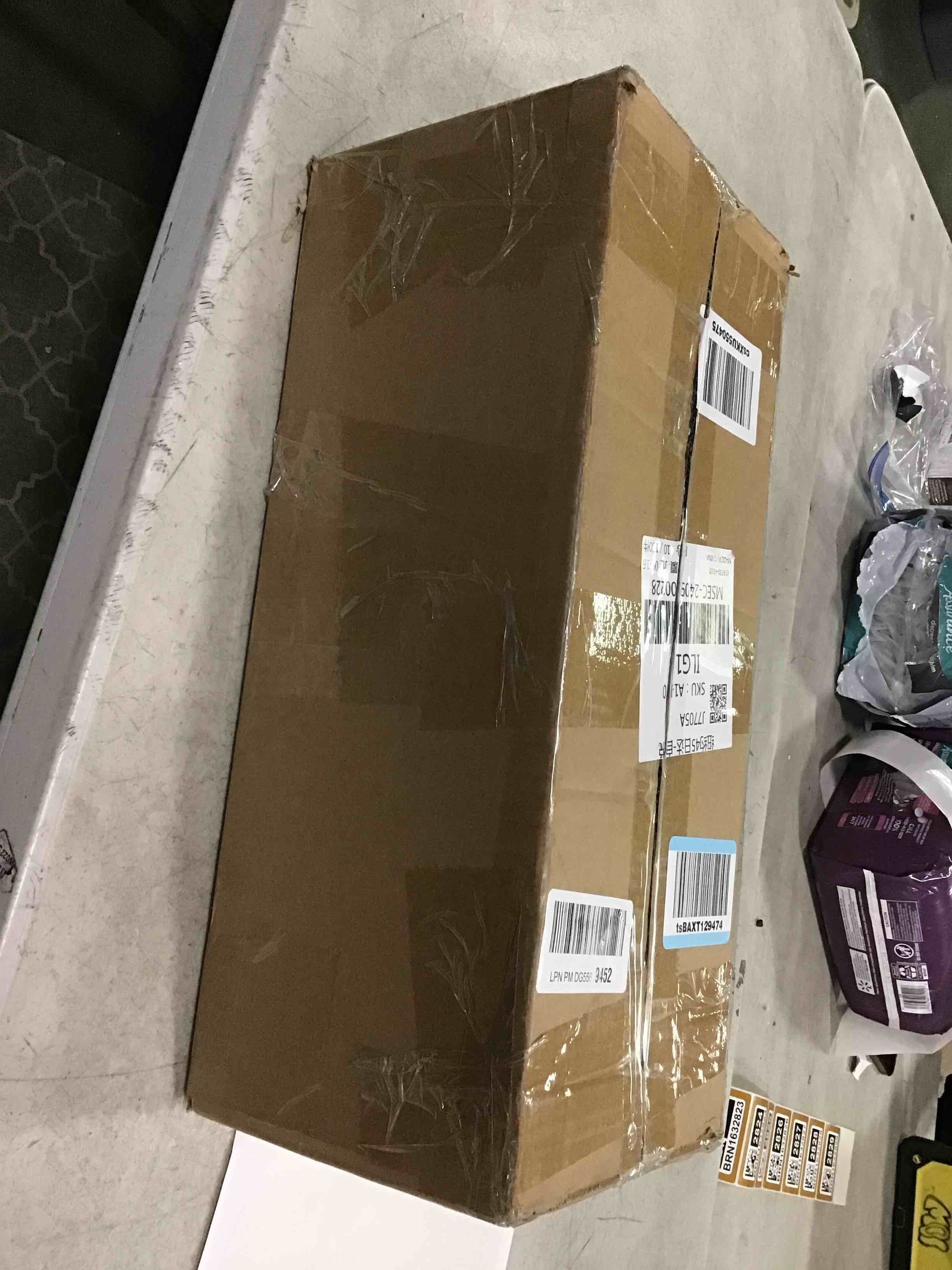 https://s3.amazonaws.com/lotting-images-prod/bidfta/GRA1471523_1735835417244.jpeg