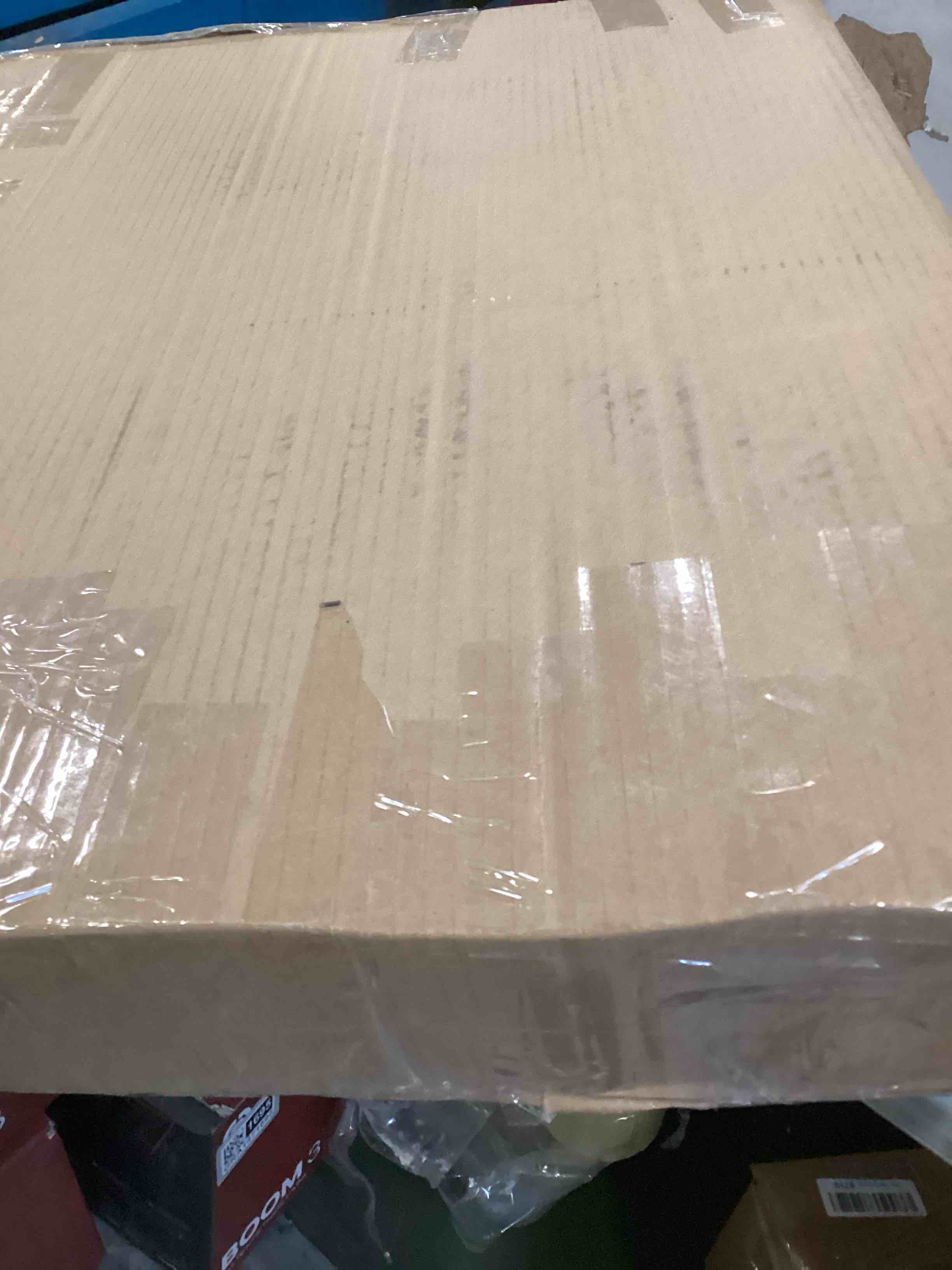 https://s3.amazonaws.com/lotting-images-prod/bidfta/GRA1471710_1736444084715.jpeg