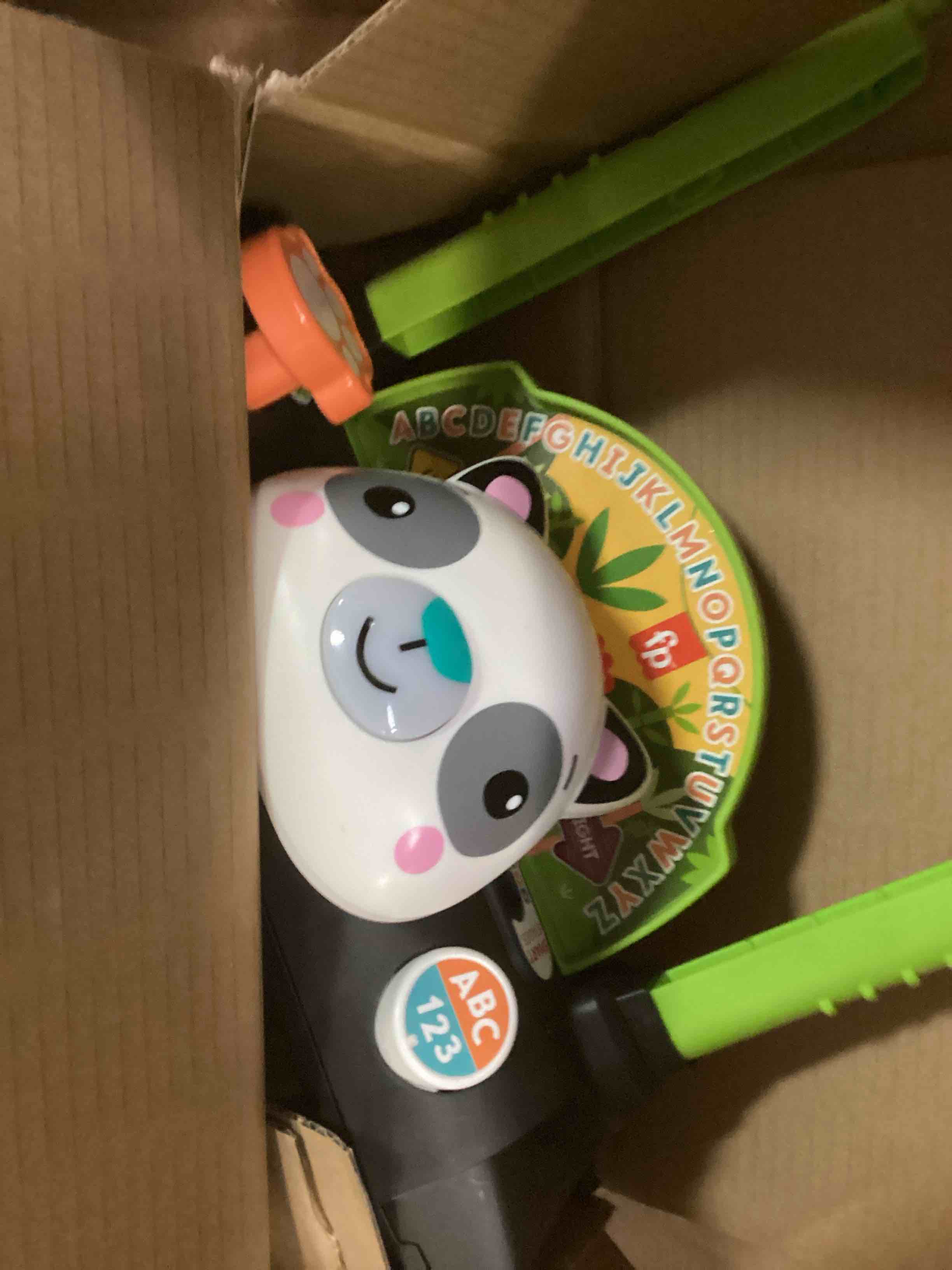 https://s3.amazonaws.com/lotting-images-prod/bidfta/GRA1472049_1736778784413.jpeg