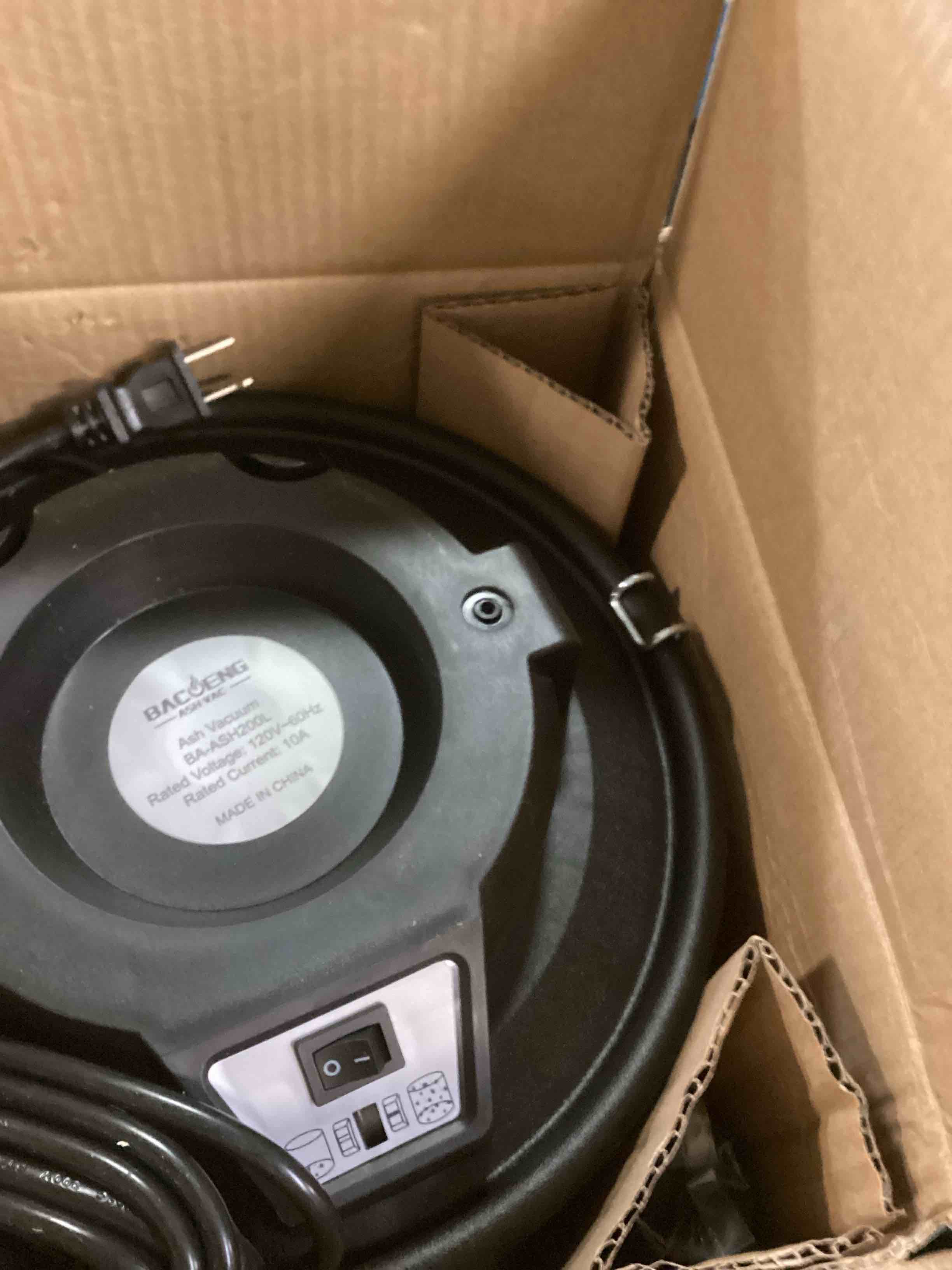 https://s3.amazonaws.com/lotting-images-prod/bidfta/GRA1472059_1736779856952.jpeg