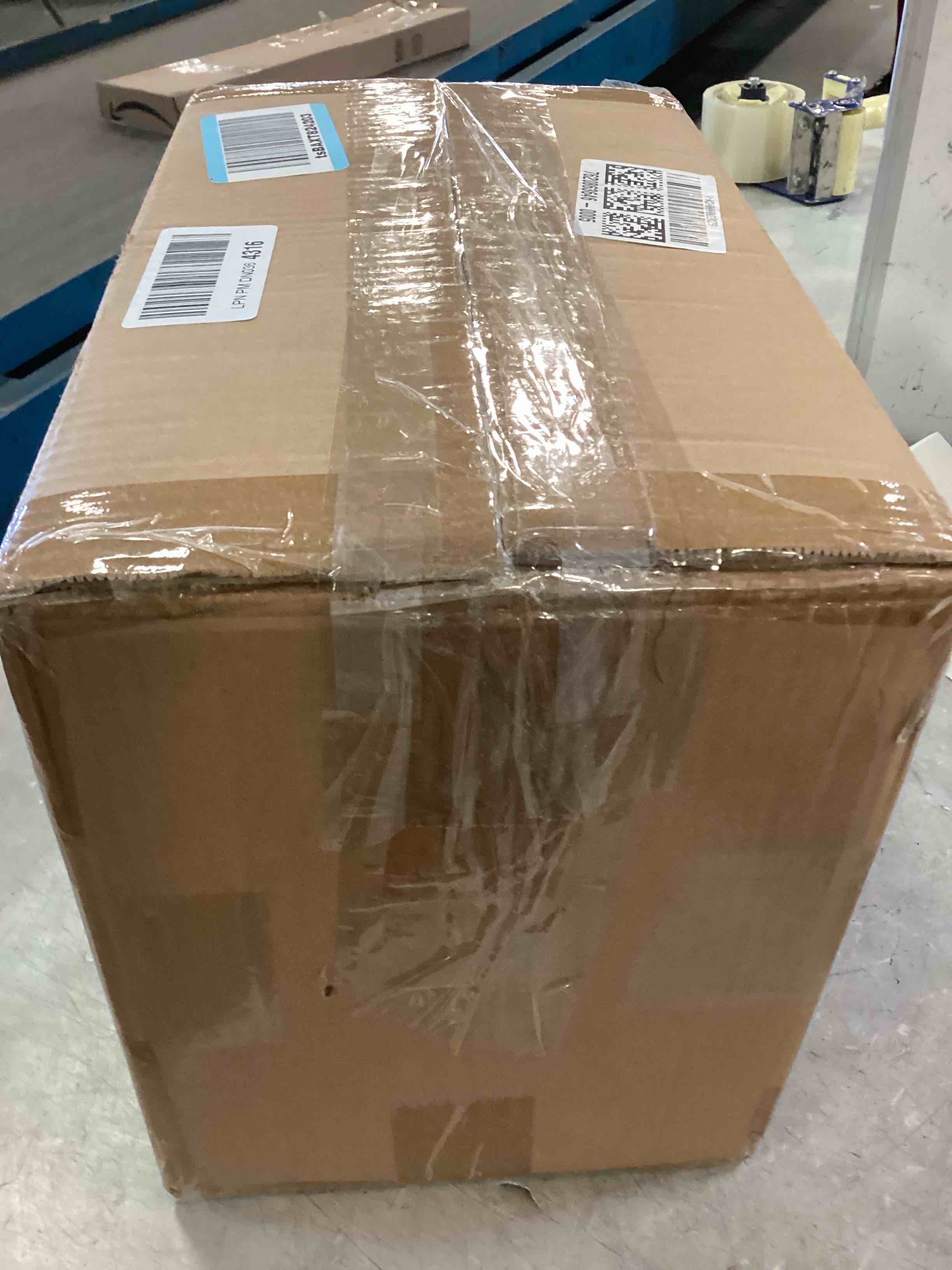 https://s3.amazonaws.com/lotting-images-prod/bidfta/GRA1472133_1736789316962.jpeg