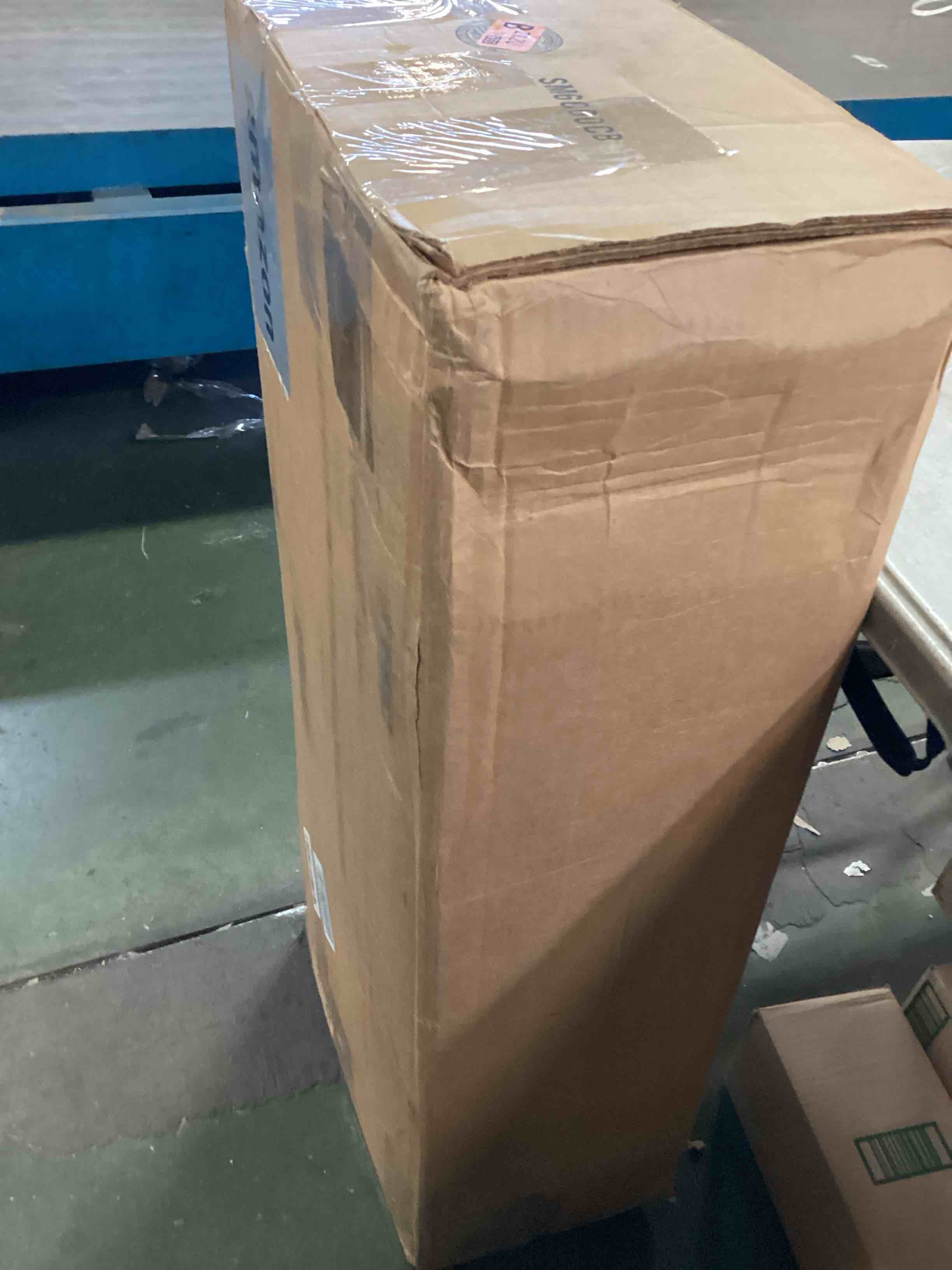 https://s3.amazonaws.com/lotting-images-prod/bidfta/GRA1472150_1736793194271.jpeg