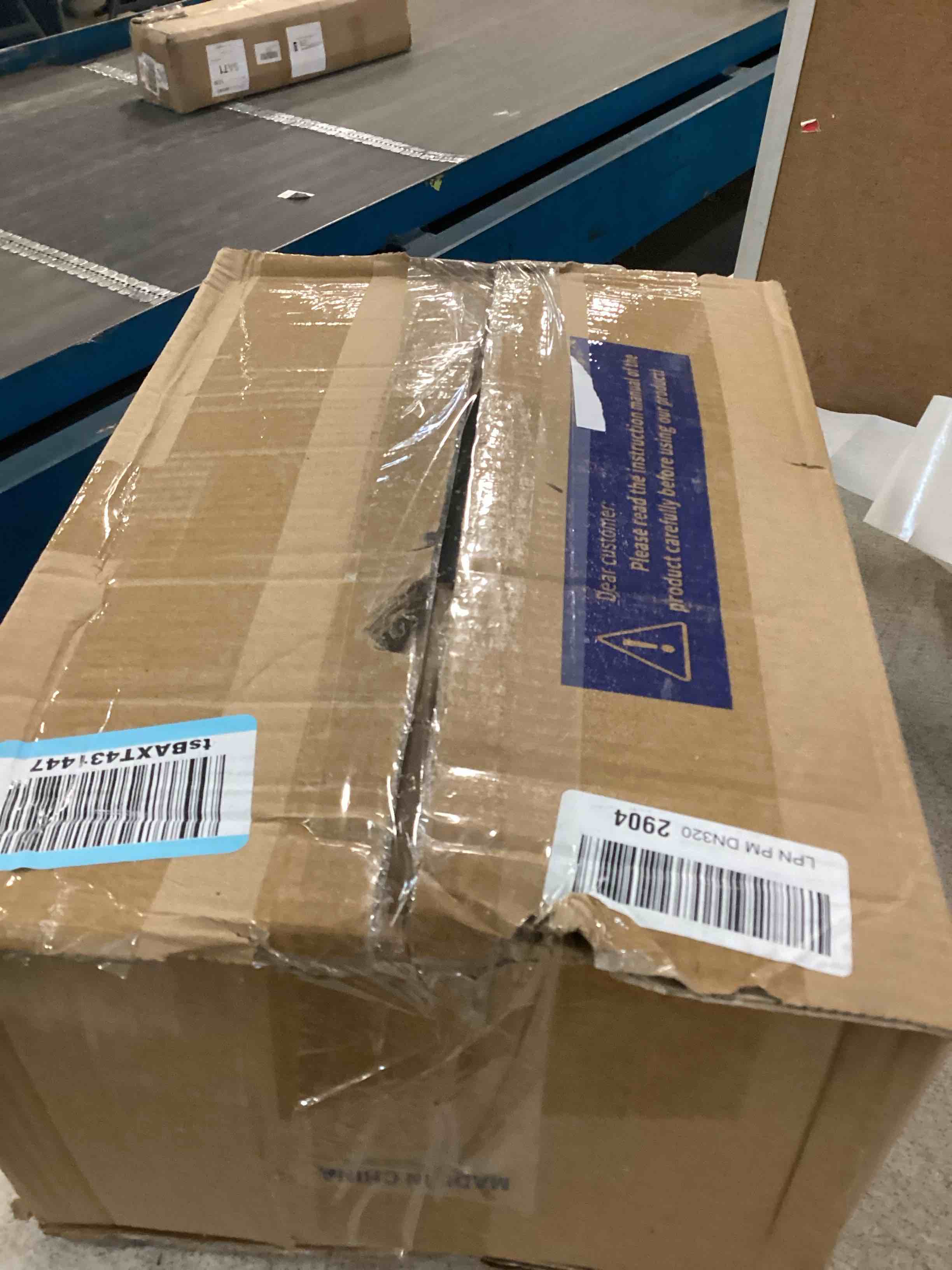 https://s3.amazonaws.com/lotting-images-prod/bidfta/GRA1472454_1736948442387.jpeg