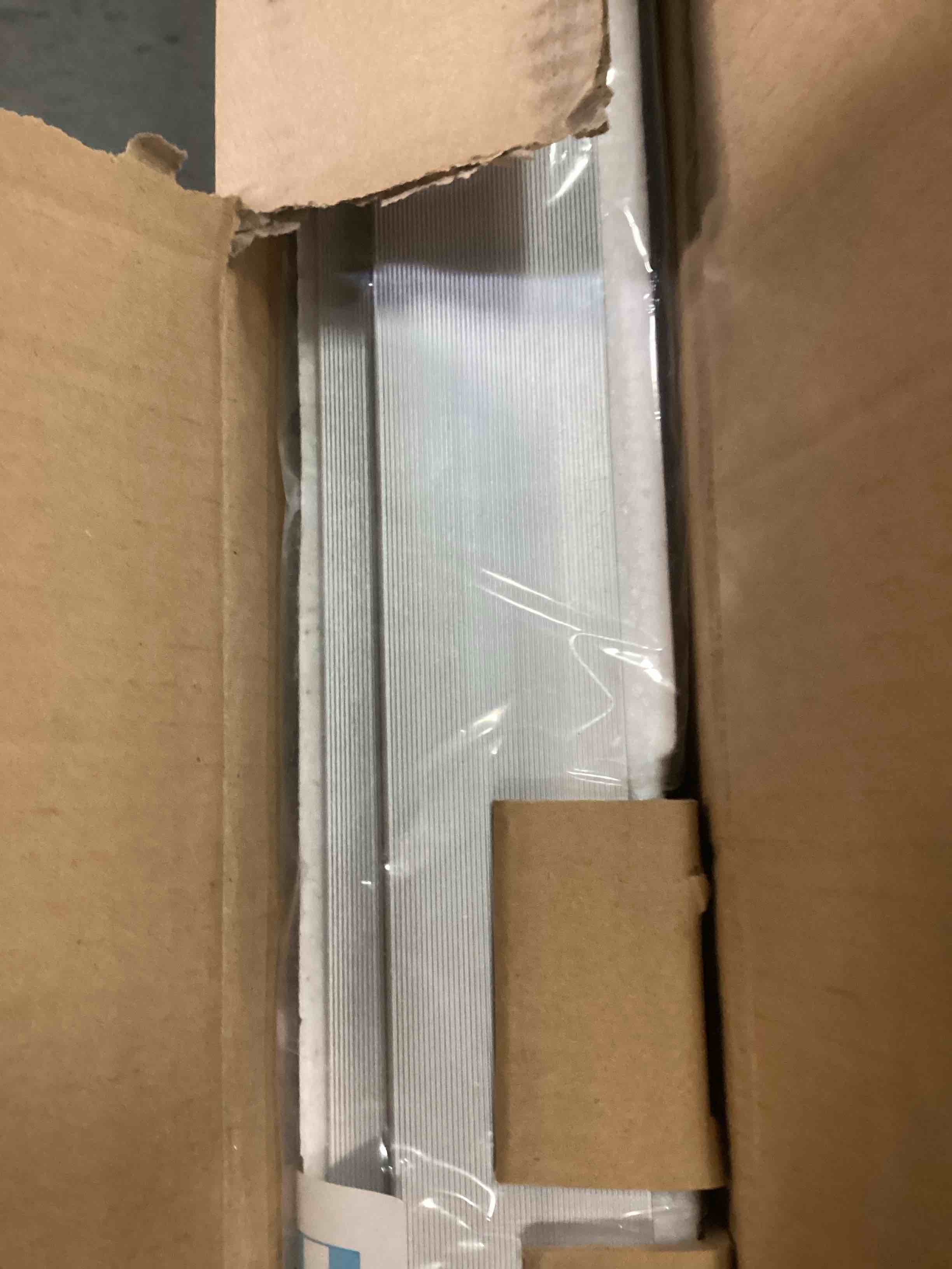 https://s3.amazonaws.com/lotting-images-prod/bidfta/GRA1472629_1736966298964.jpeg