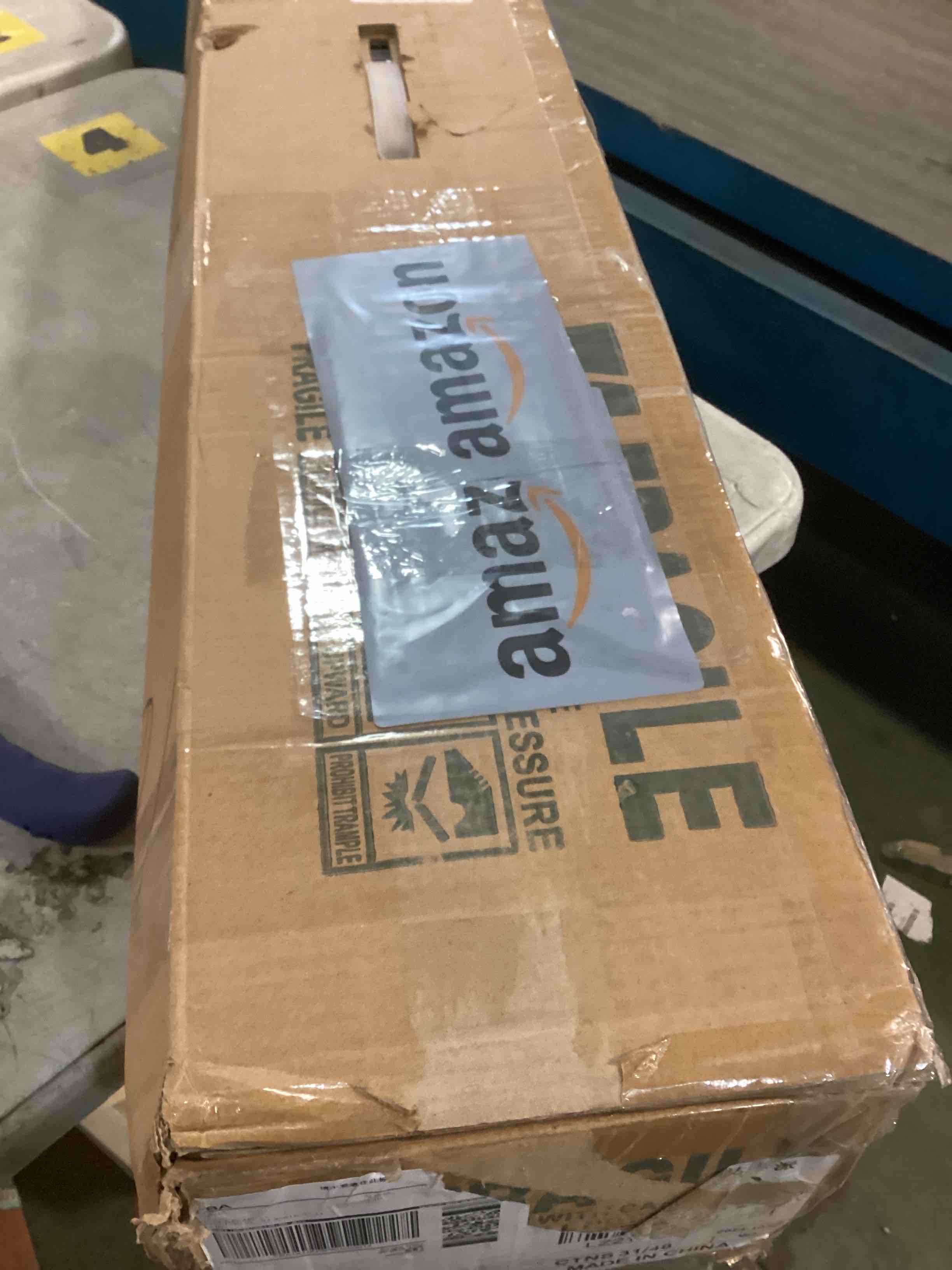 https://s3.amazonaws.com/lotting-images-prod/bidfta/GRA1473600_1737465154383.jpeg