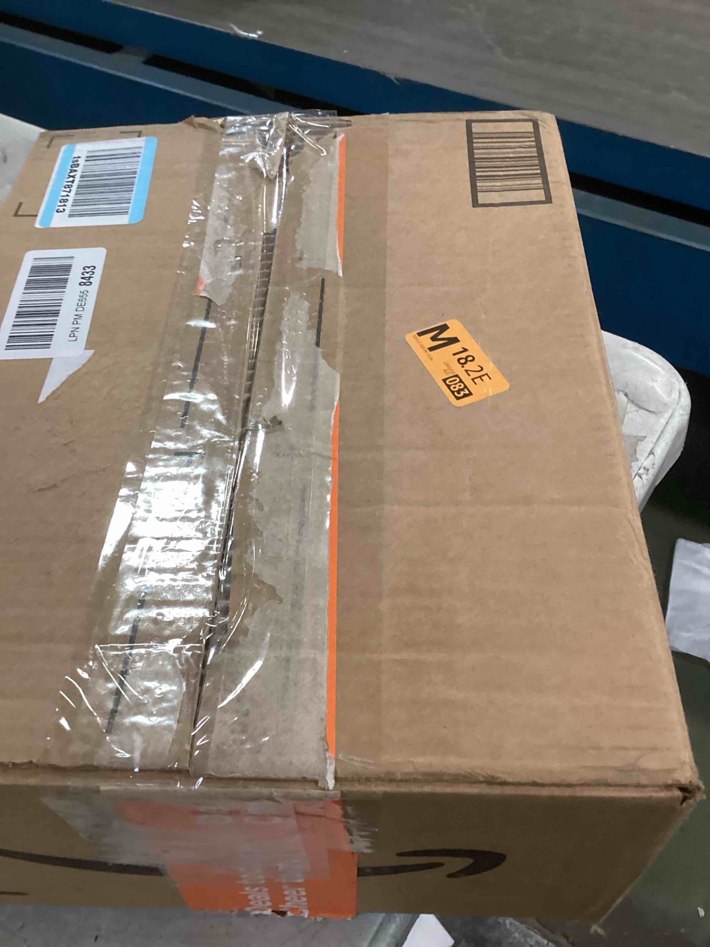 https://s3.amazonaws.com/lotting-images-prod/bidfta/GRA1473617_1737467541253.jpeg