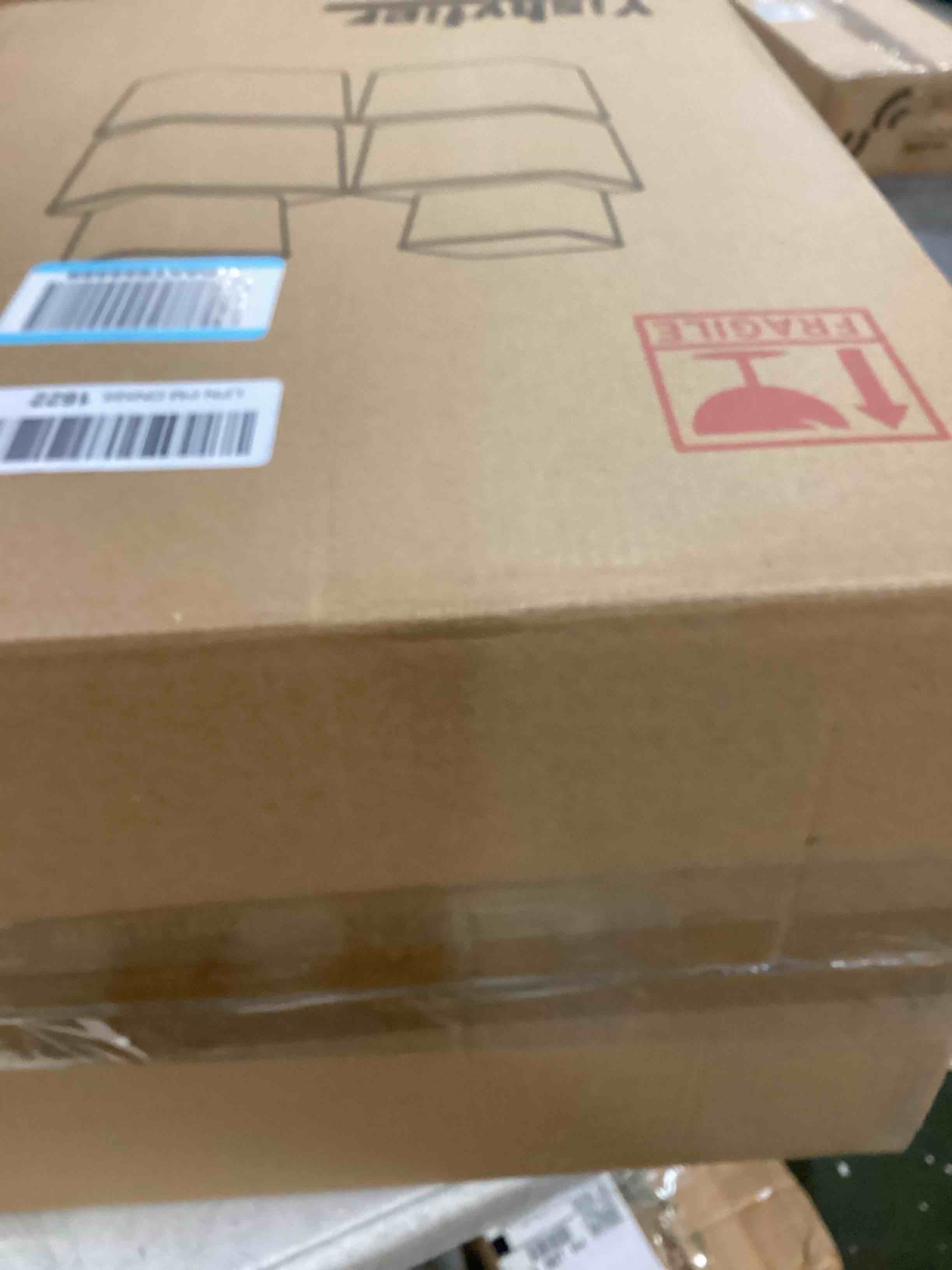 https://s3.amazonaws.com/lotting-images-prod/bidfta/GRA1473707_1737479738414.jpeg