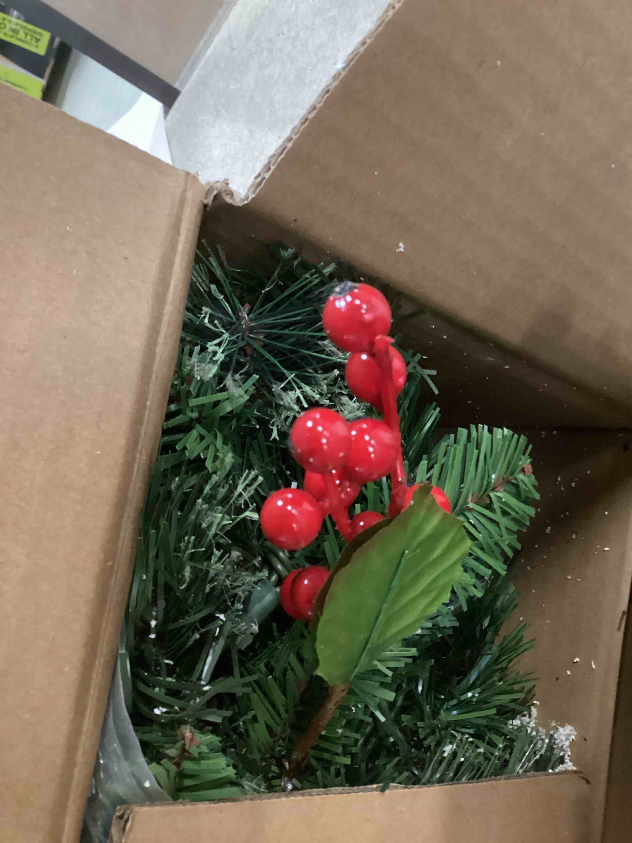 https://s3.amazonaws.com/lotting-images-prod/bidfta/GRA1473858_1737553530200.jpeg