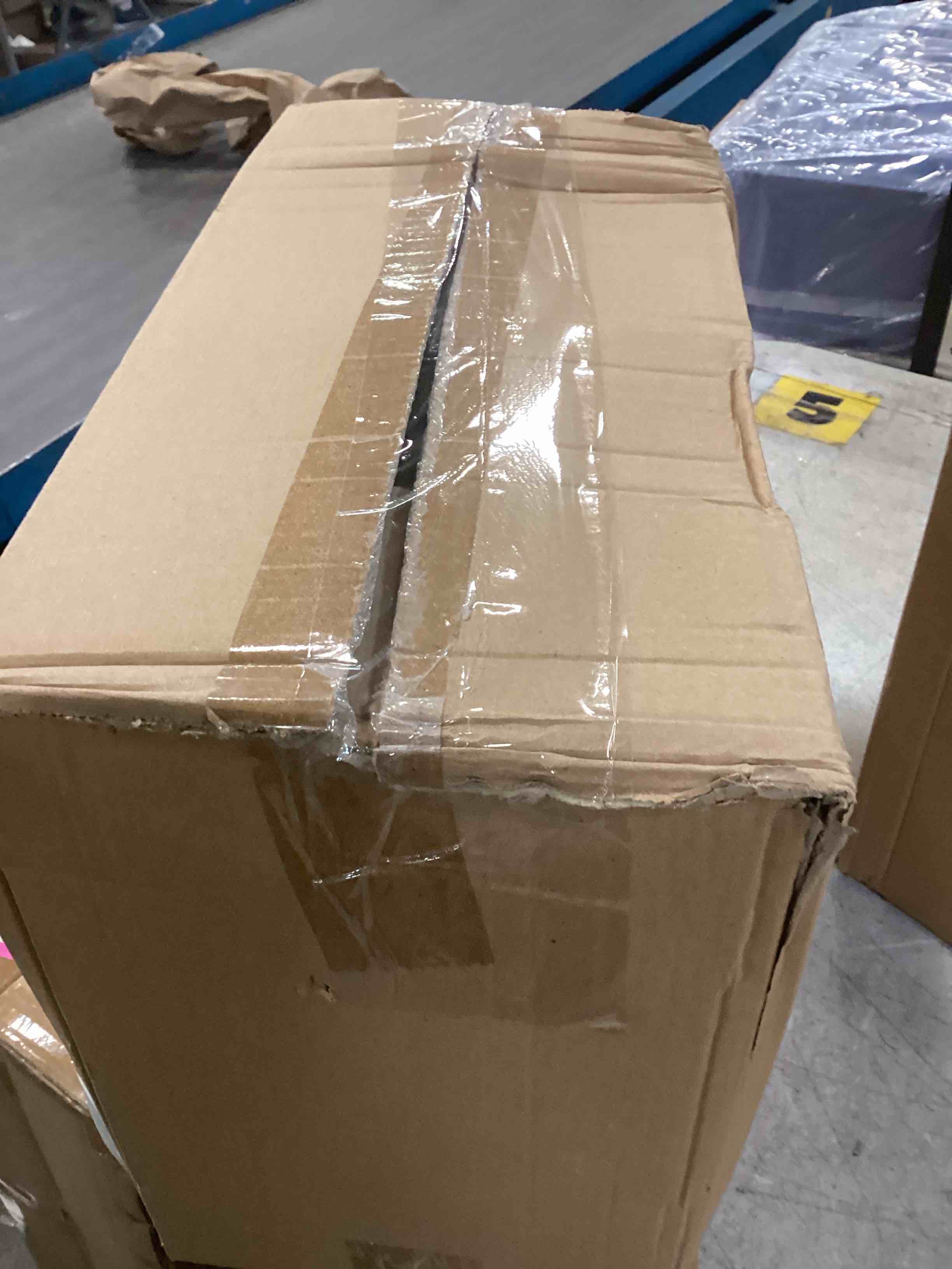 https://s3.amazonaws.com/lotting-images-prod/bidfta/GRA1473969_1737565440551.jpeg