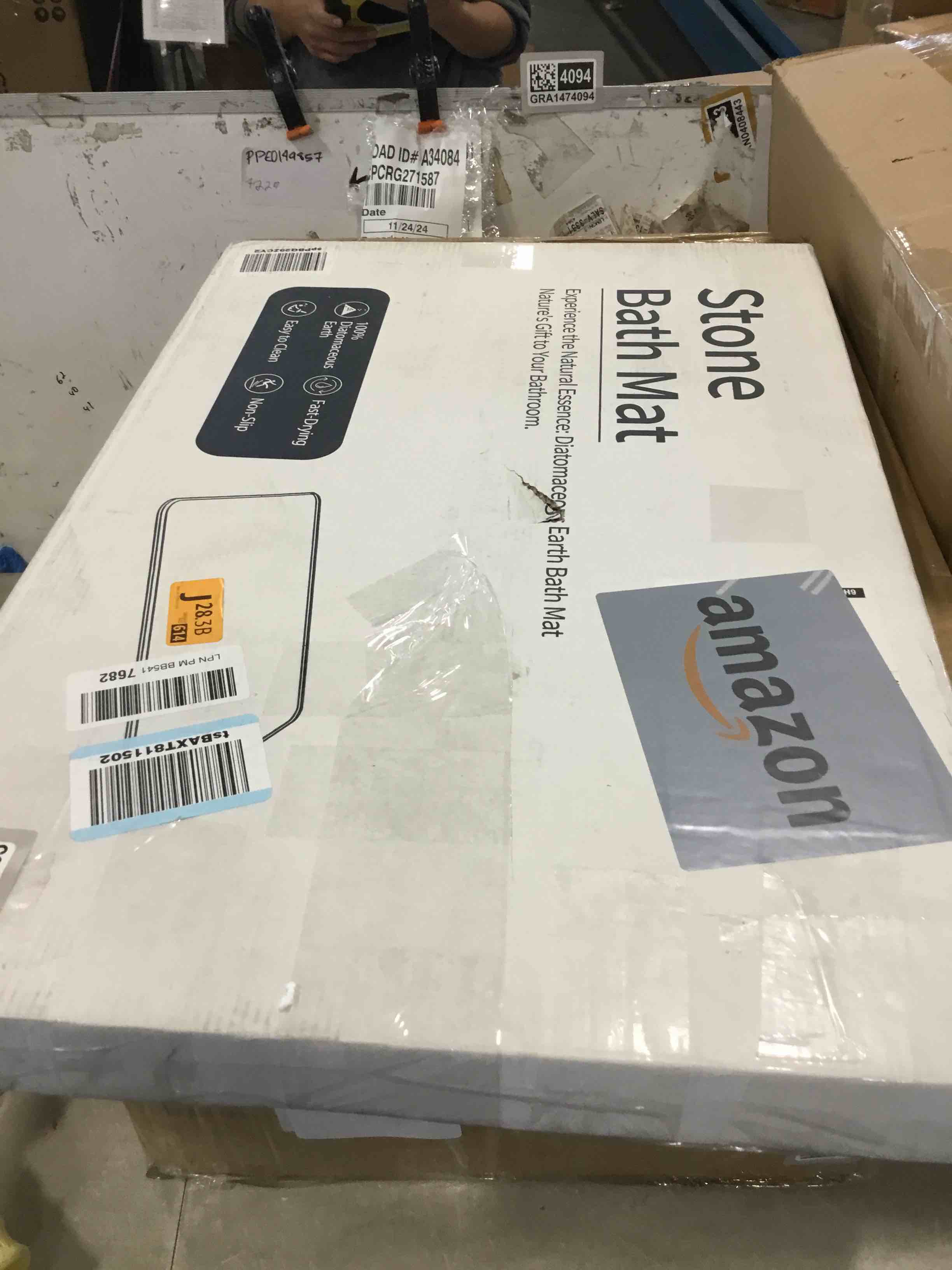https://s3.amazonaws.com/lotting-images-prod/bidfta/GRA1474265_1732648385538.jpeg