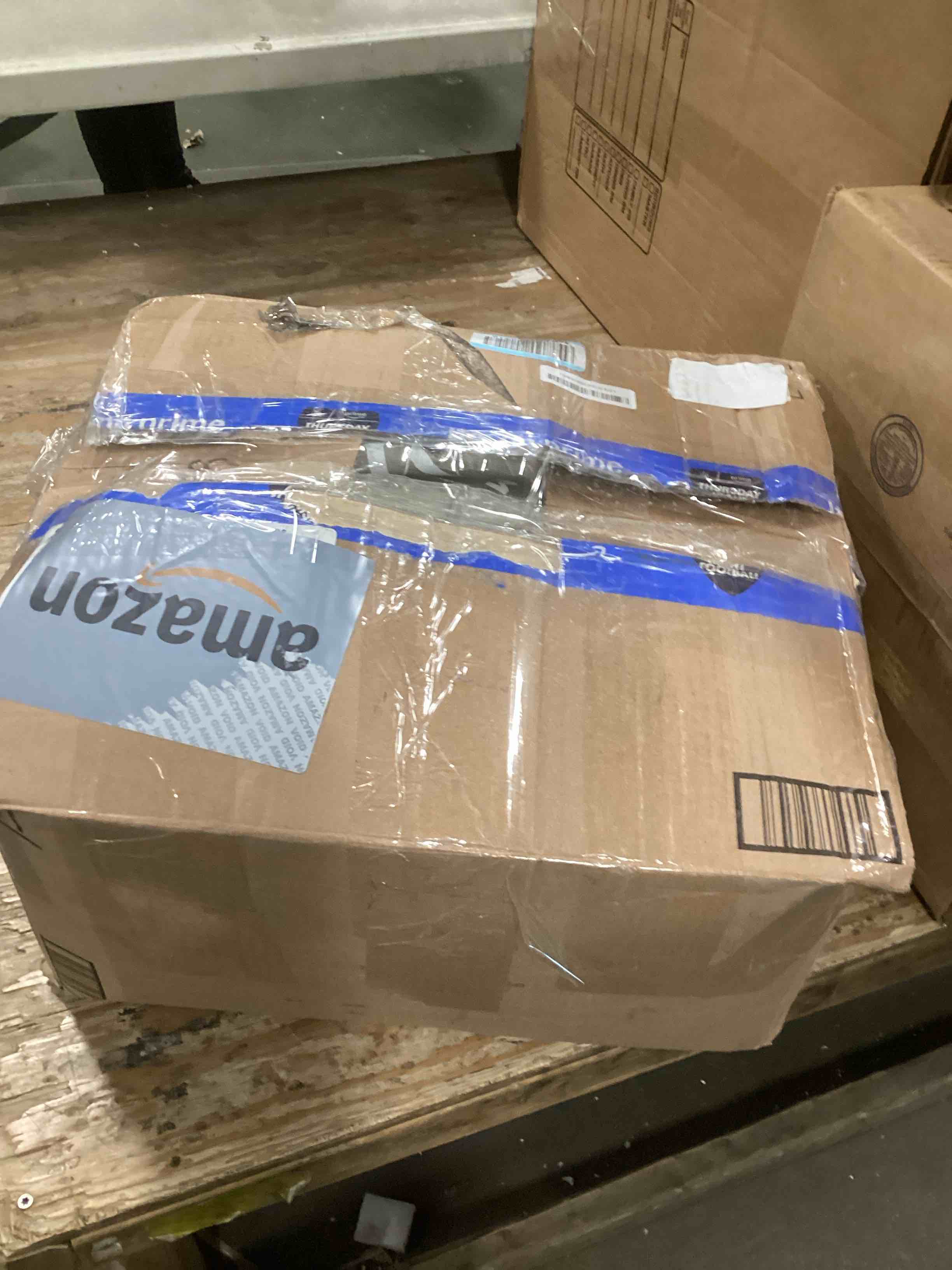 https://s3.amazonaws.com/lotting-images-prod/bidfta/GRA1474912_1733491031380.jpeg