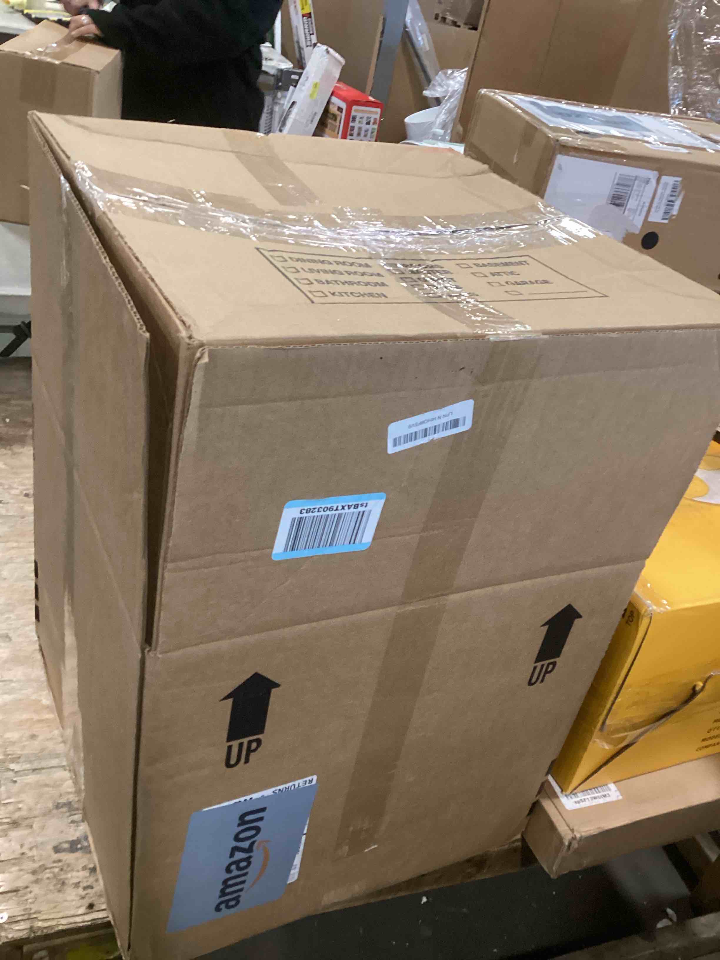 https://s3.amazonaws.com/lotting-images-prod/bidfta/GRA1474918_1733492901220.jpeg