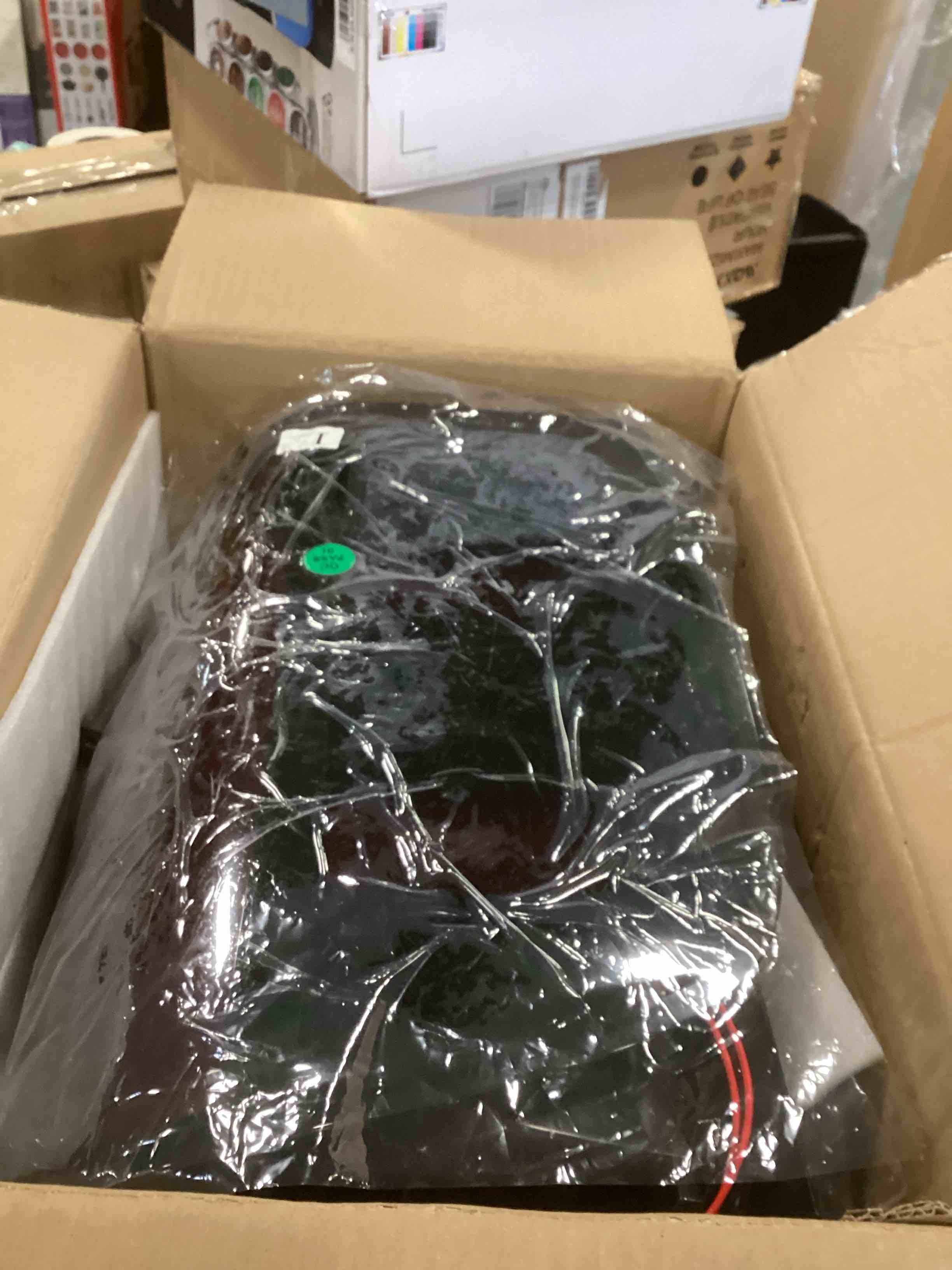 https://s3.amazonaws.com/lotting-images-prod/bidfta/GRA1474928_1733494444070.jpeg