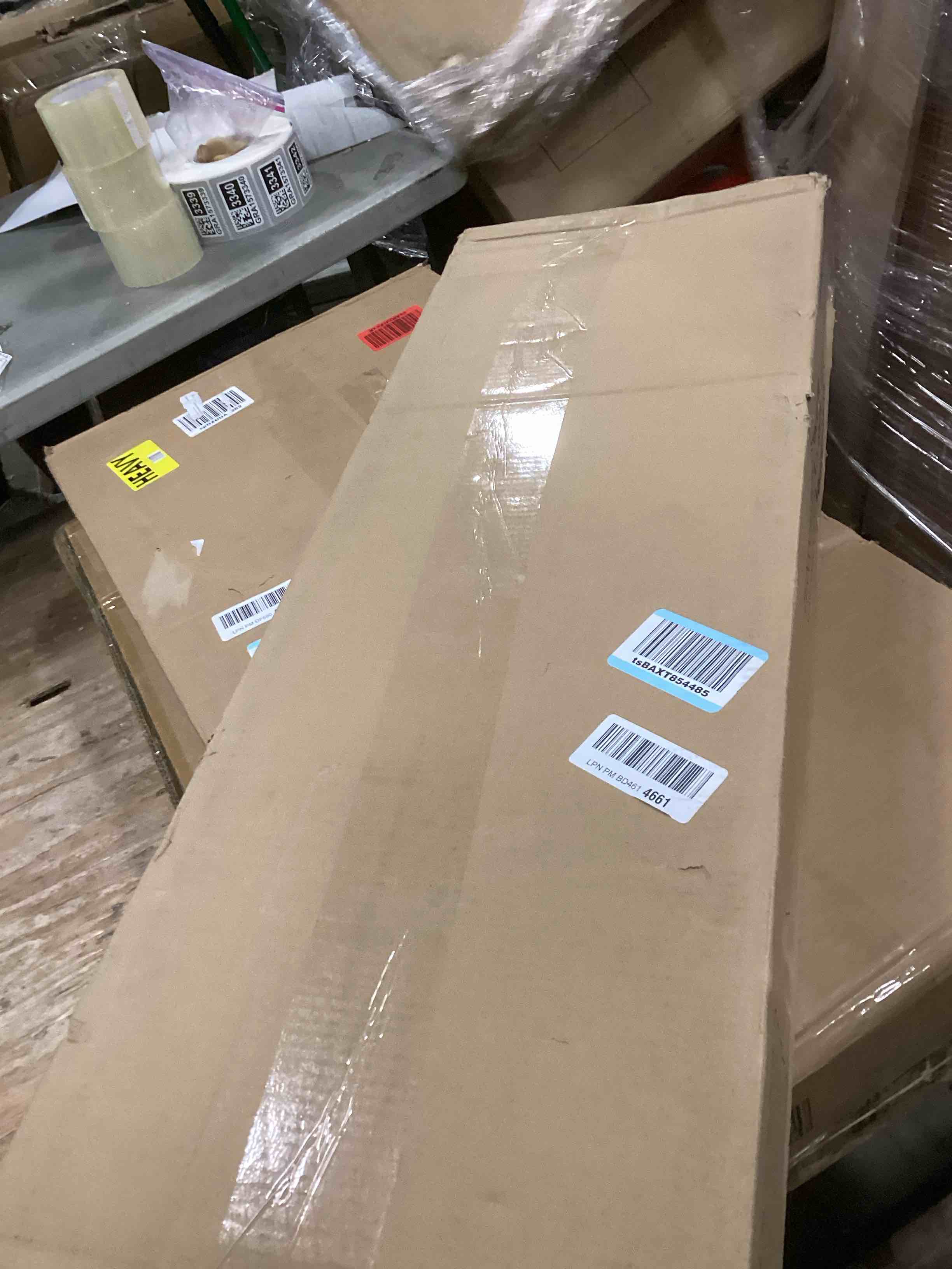 https://s3.amazonaws.com/lotting-images-prod/bidfta/GRA1475102_1733753815236.jpeg