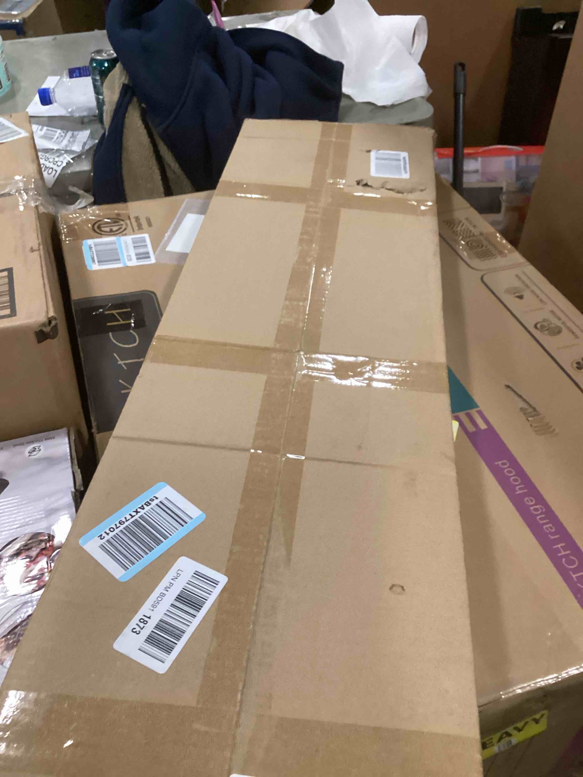 https://s3.amazonaws.com/lotting-images-prod/bidfta/GRA1475185_1733770540153.jpeg