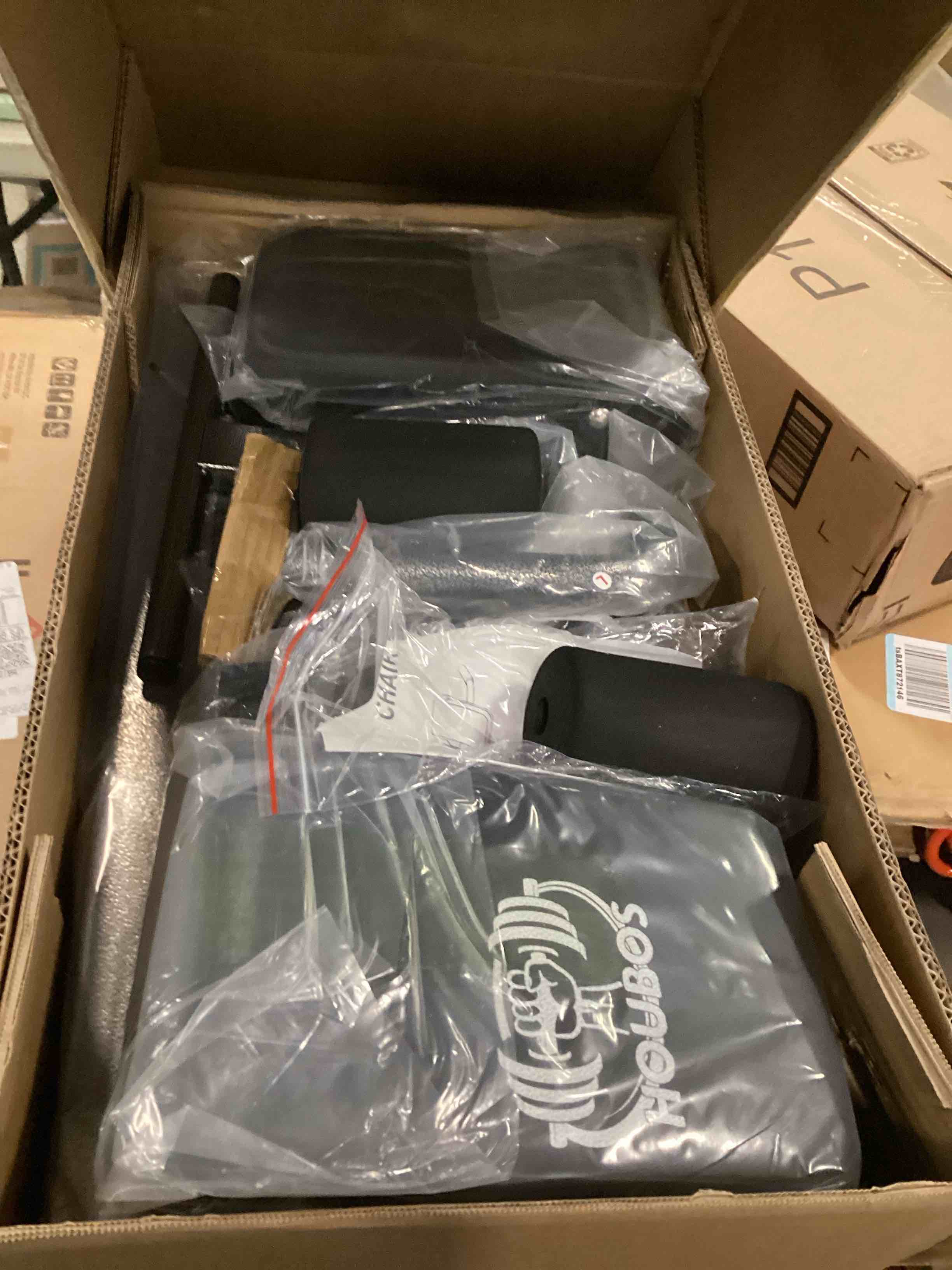https://s3.amazonaws.com/lotting-images-prod/bidfta/GRA1475323_1733847396050.jpeg
