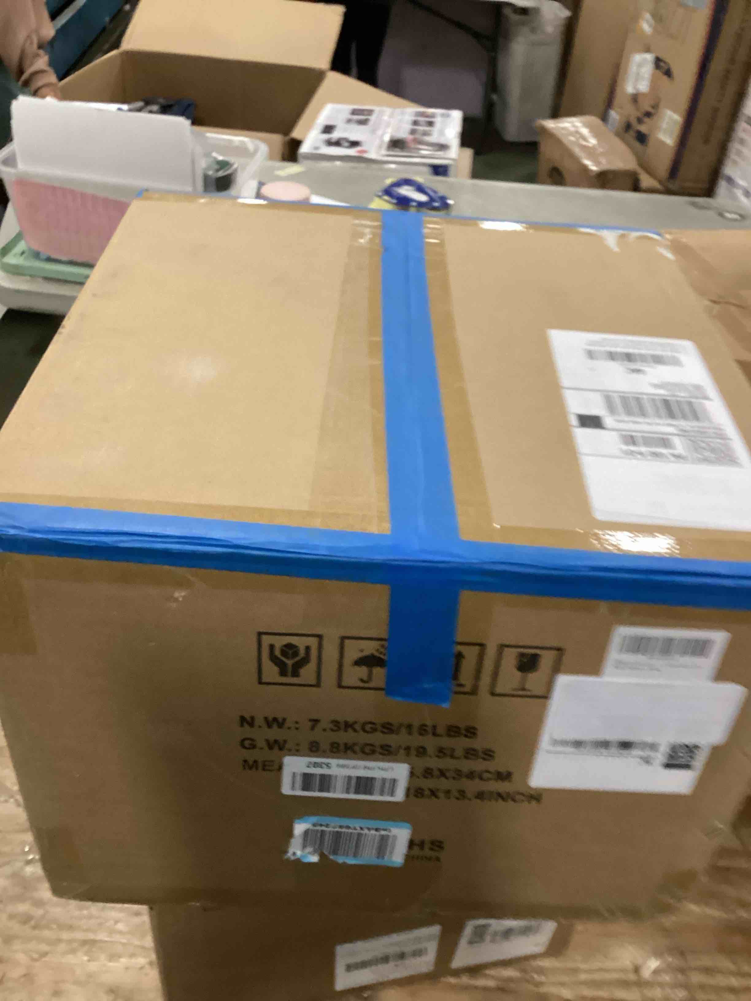 https://s3.amazonaws.com/lotting-images-prod/bidfta/GRA1475352_1733850267883.jpeg