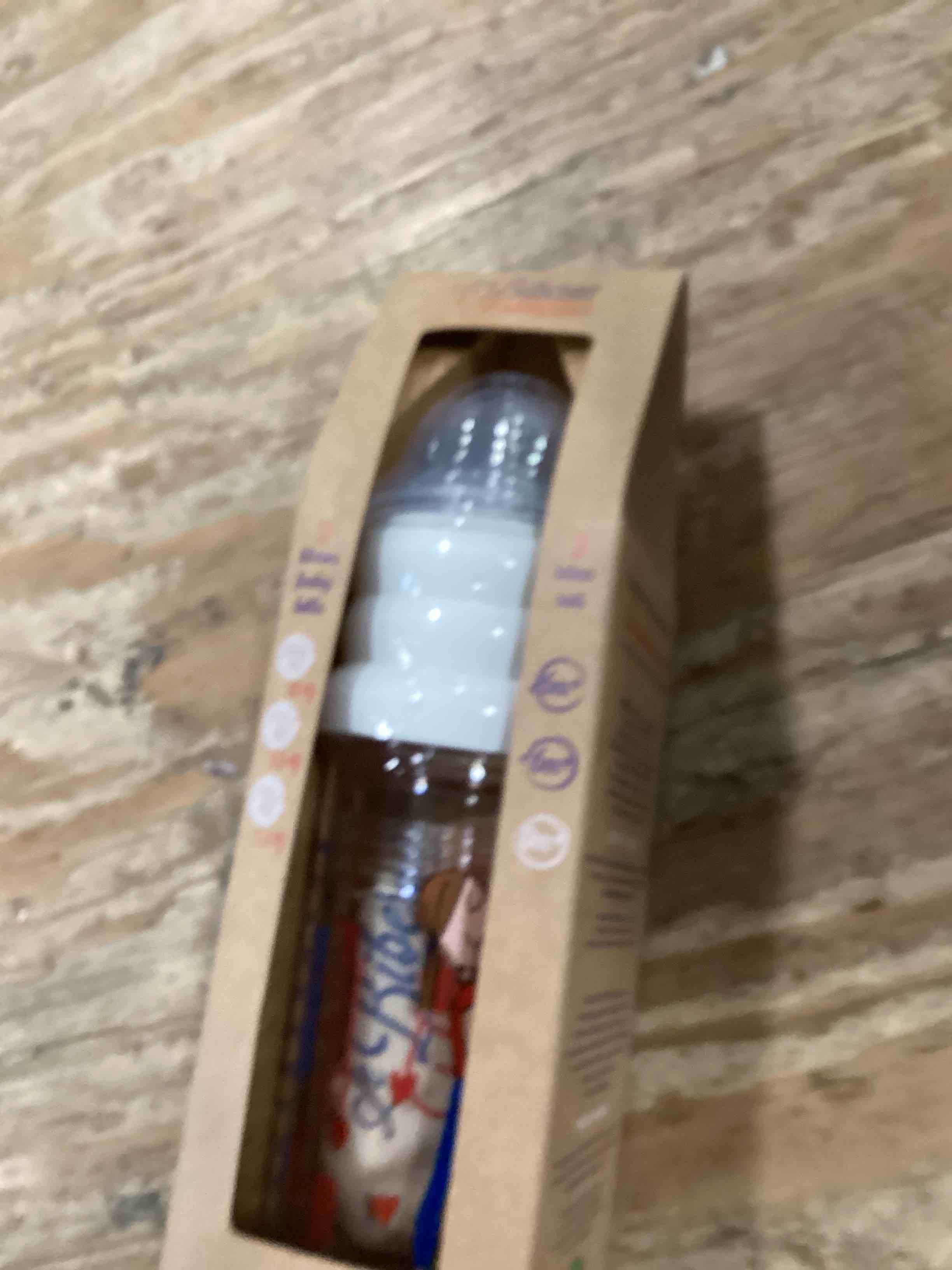 https://s3.amazonaws.com/lotting-images-prod/bidfta/GRA1475609_1733948629633.jpeg
