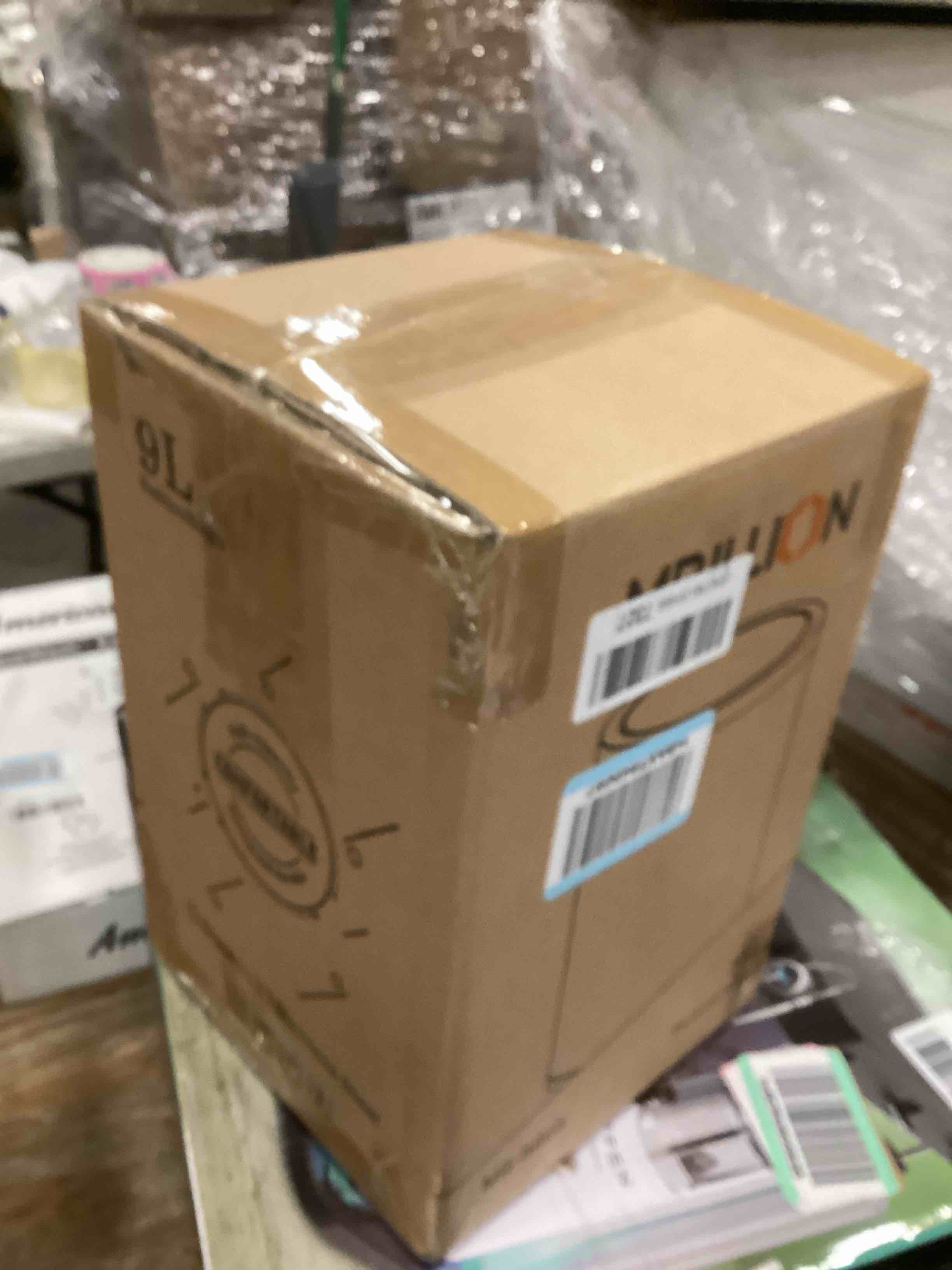 https://s3.amazonaws.com/lotting-images-prod/bidfta/GRA1476595_1734533667176.jpeg