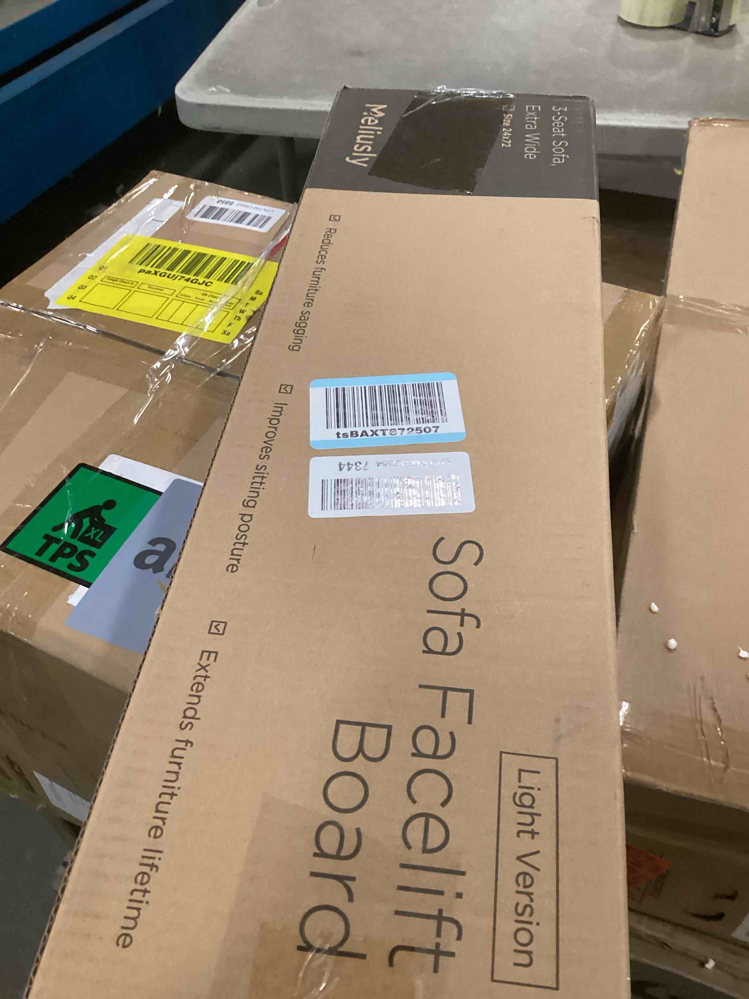 https://s3.amazonaws.com/lotting-images-prod/bidfta/GRA1476828_1734619625746.jpeg