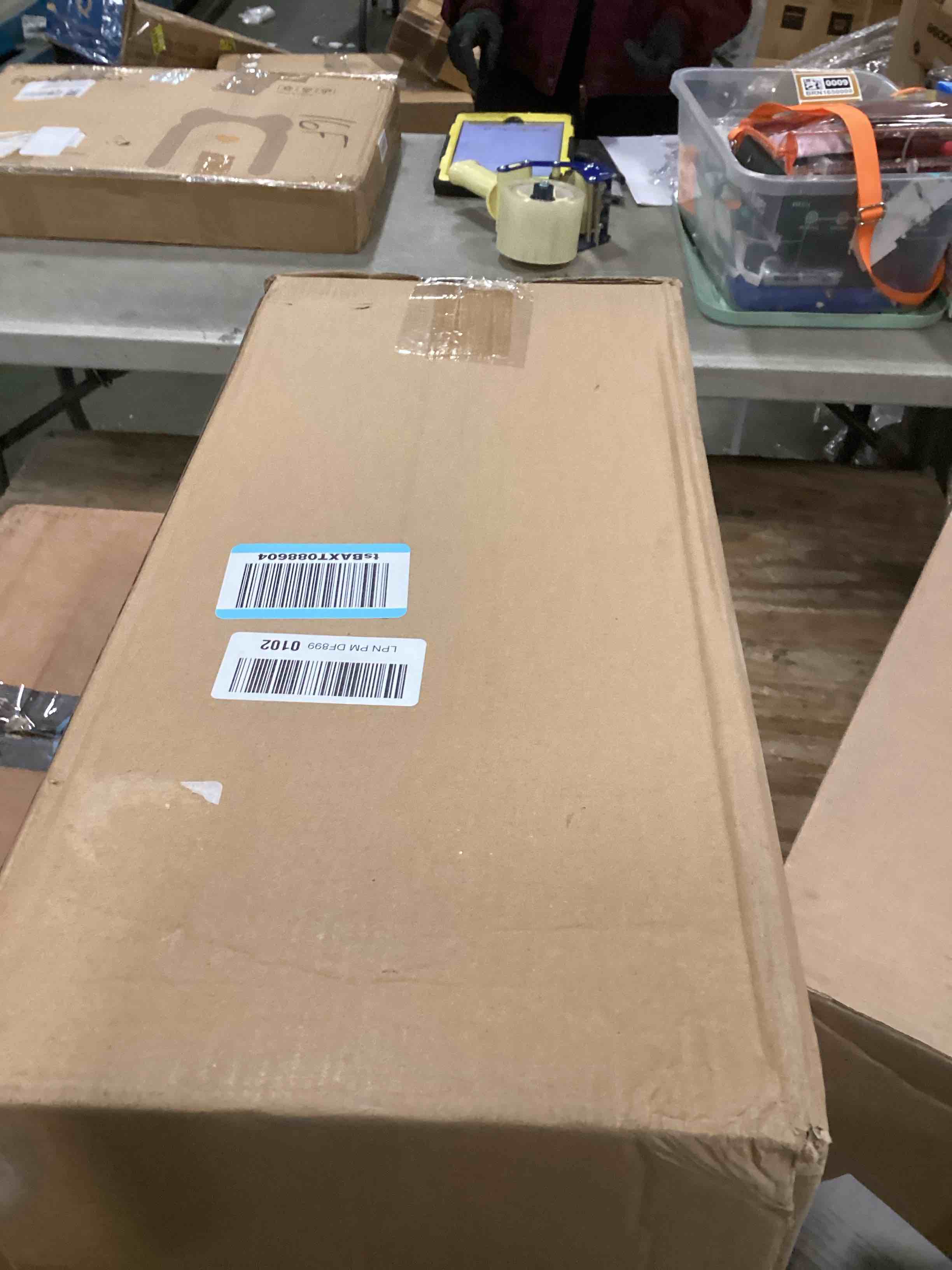 https://s3.amazonaws.com/lotting-images-prod/bidfta/GRA1476920_1734634755033.jpeg