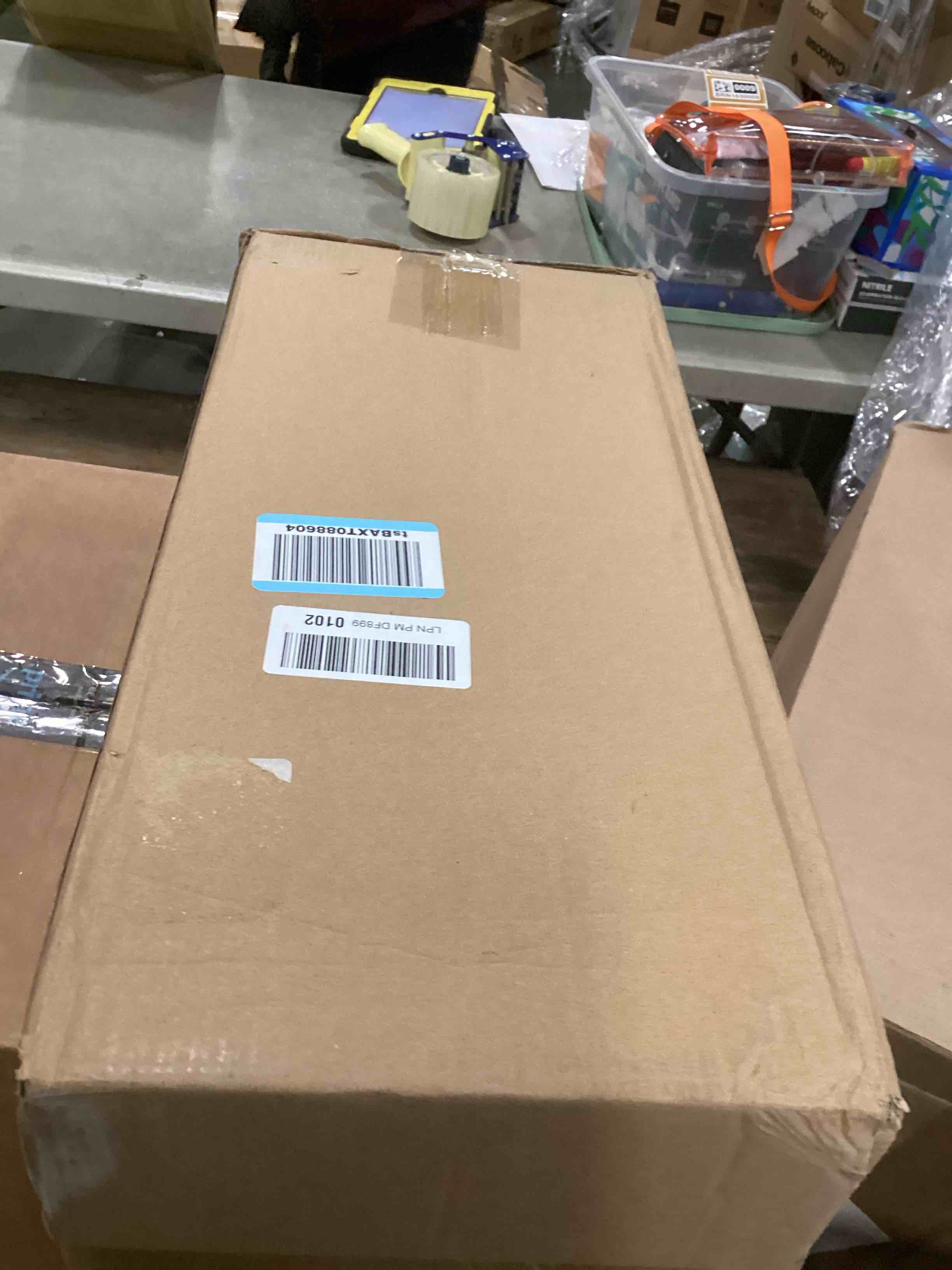 https://s3.amazonaws.com/lotting-images-prod/bidfta/GRA1476920_1734634797383.jpeg
