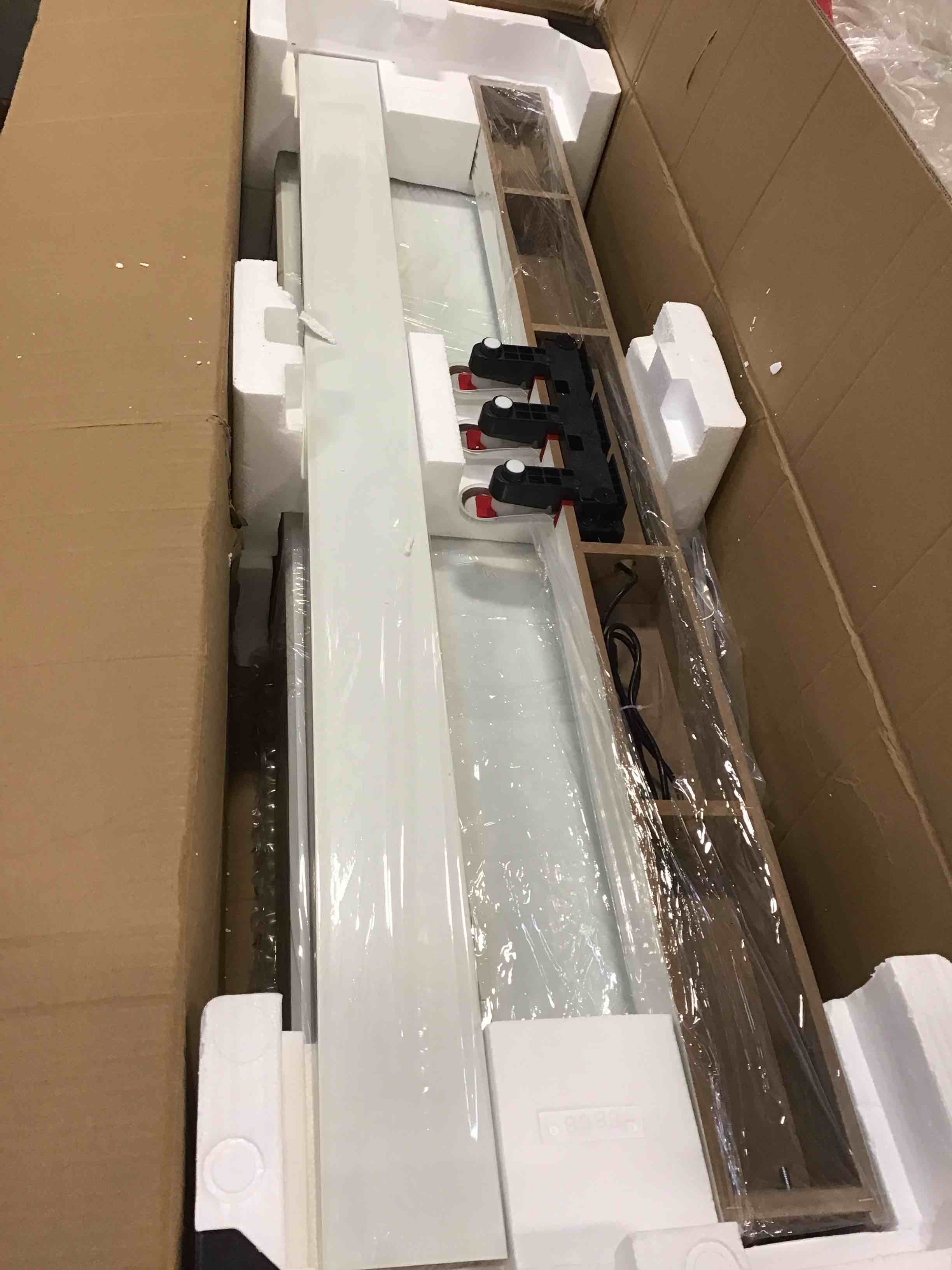 https://s3.amazonaws.com/lotting-images-prod/bidfta/GRA1477700_1733430448322.jpeg