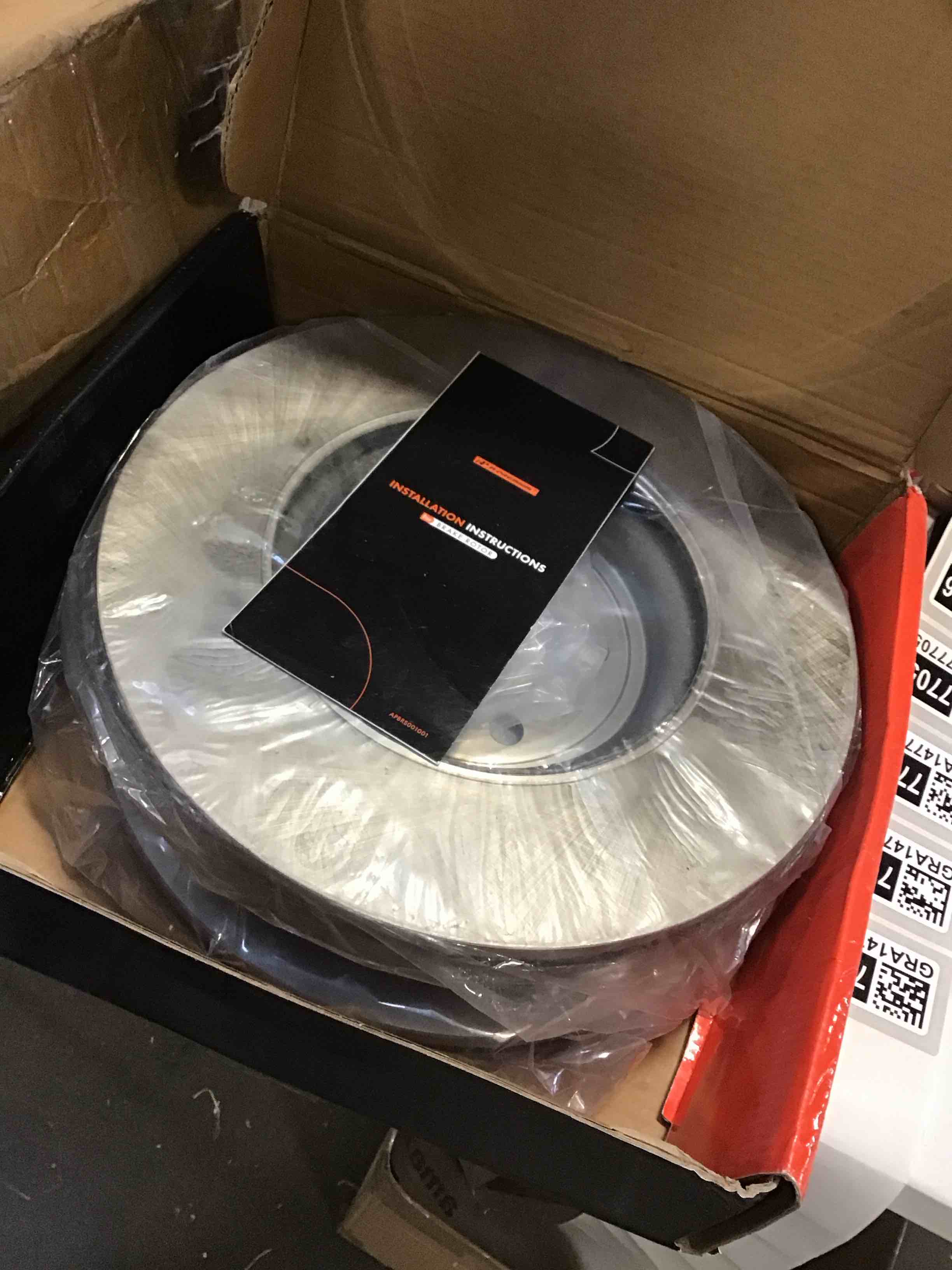 https://s3.amazonaws.com/lotting-images-prod/bidfta/GRA1477702_1733431348771.jpeg