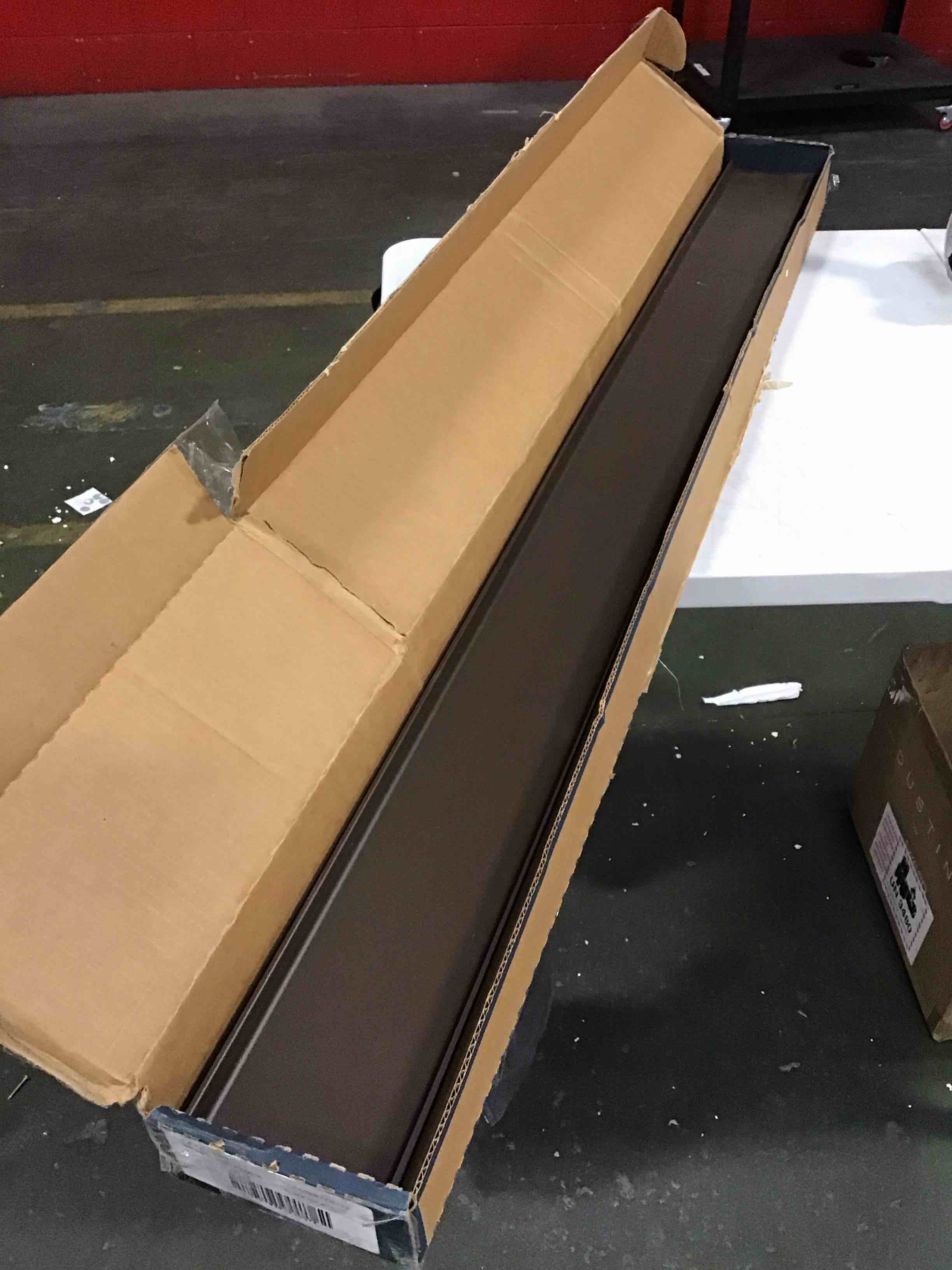 https://s3.amazonaws.com/lotting-images-prod/bidfta/GRA1477817_1733861736463.jpeg