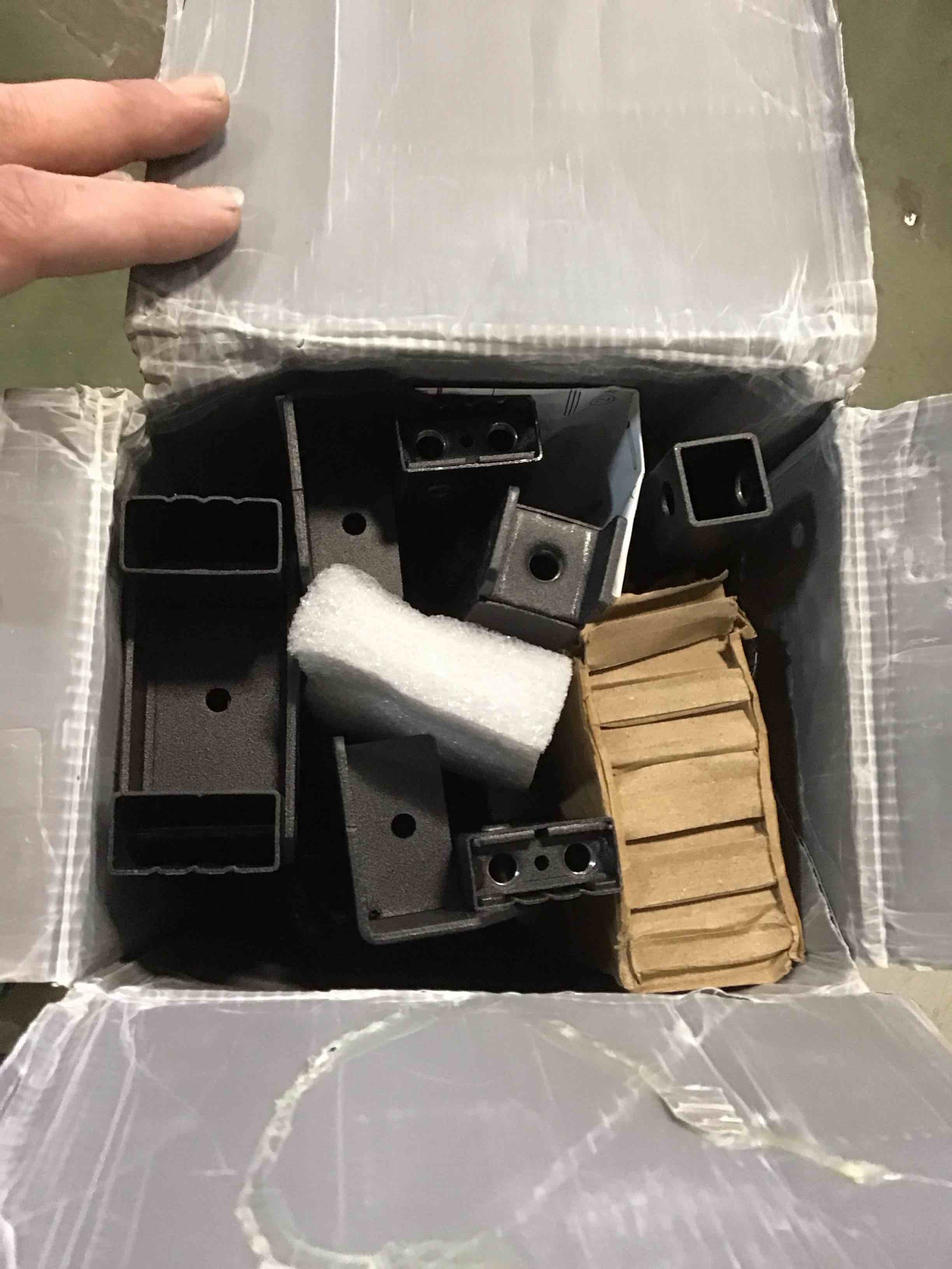 https://s3.amazonaws.com/lotting-images-prod/bidfta/GRA1478204_1734189688144.jpeg